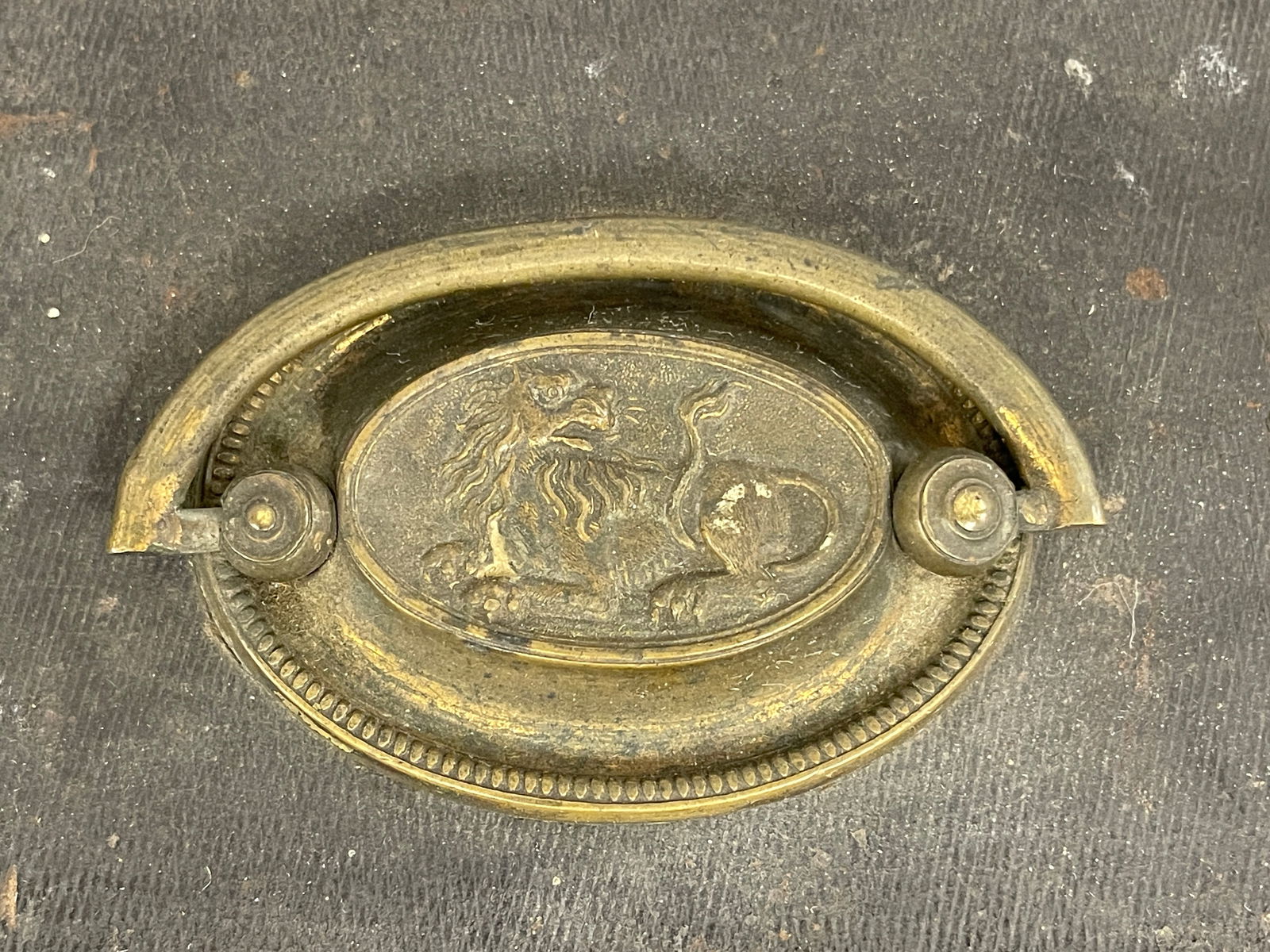 BOSTON BOX W/ LABEL PERIOD PULL - 8