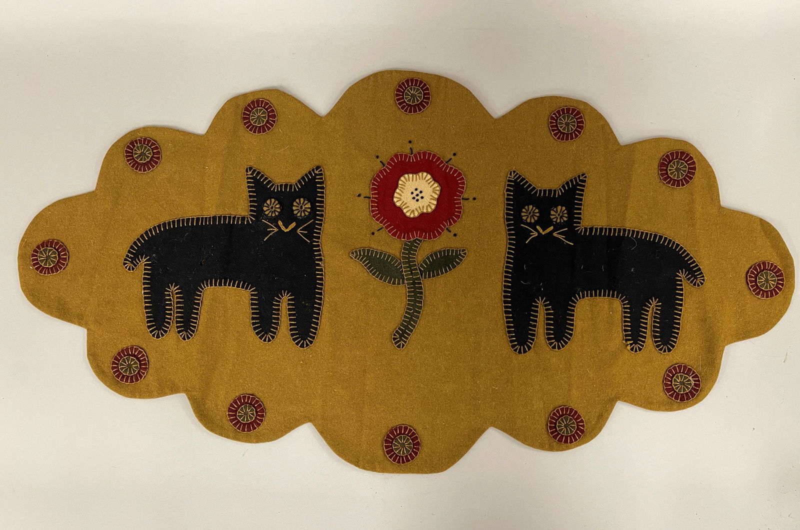 VINTAGE KITTY KAT RUG: VINTAGE KITTY KAT RUG