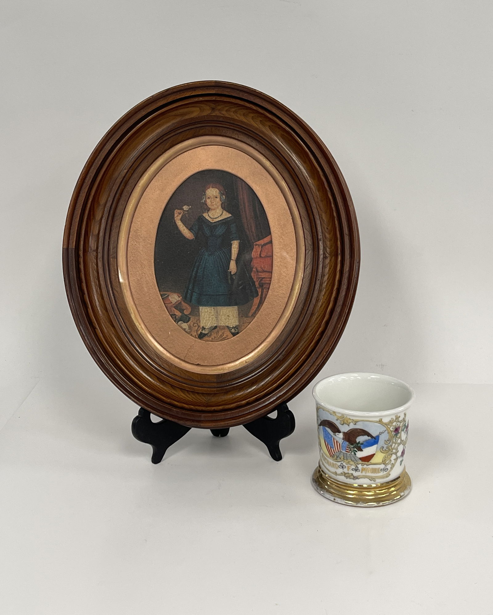 OVAL PICTURE FRAME (1 of 4)