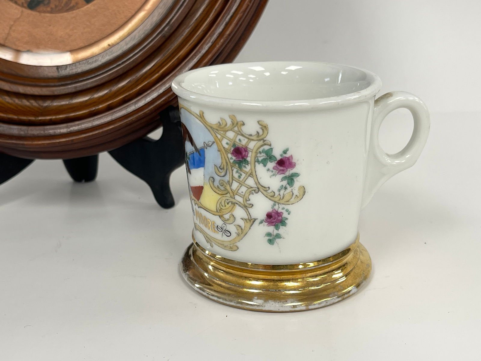 OVAL PICTURE FRAME - 3