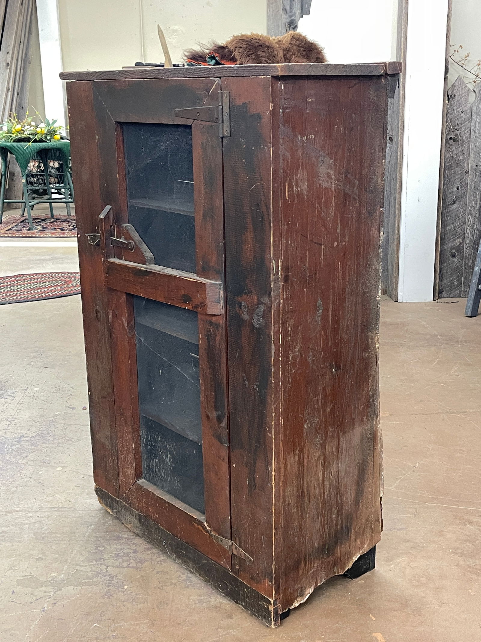 PRIMITIVE JELLY CUPBOARD / PIE SAFE - 3