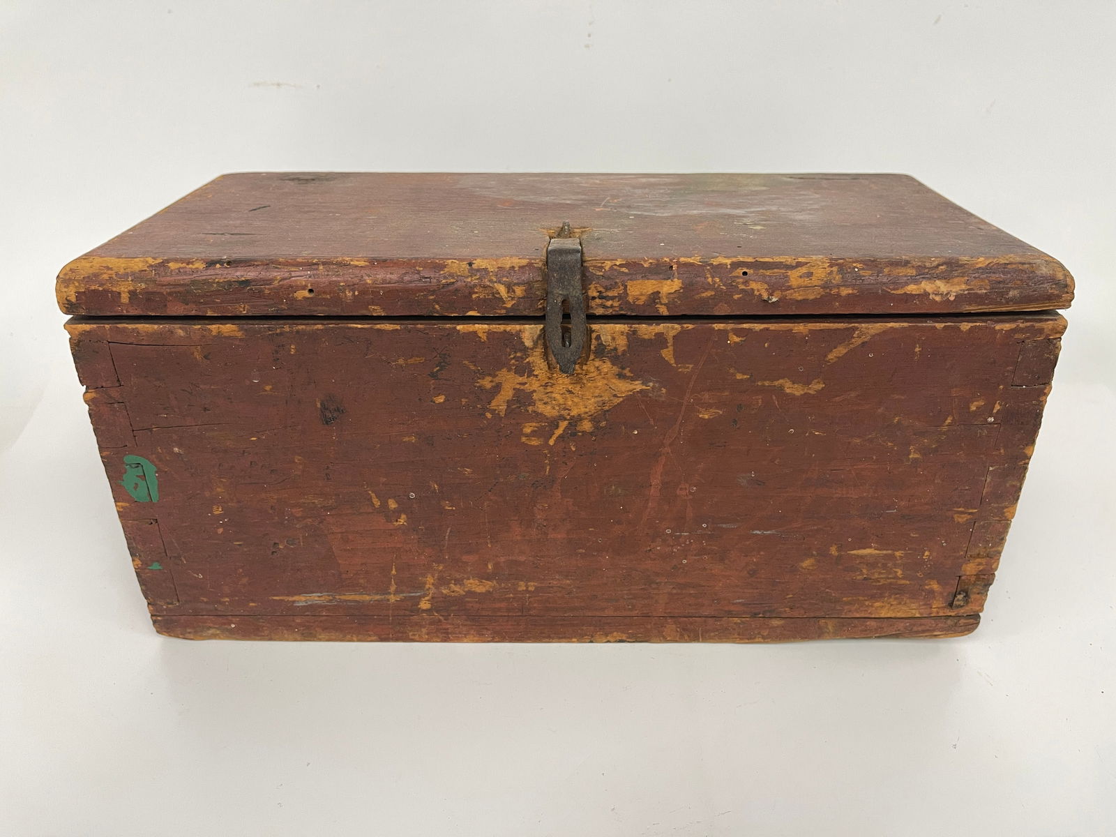 SMALL RED PAINTED BOX (1 of 7)