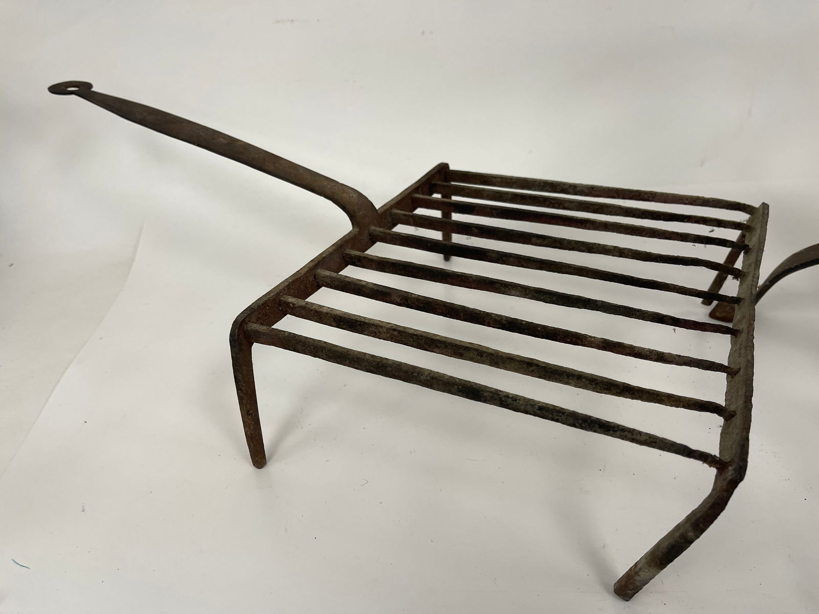 IRONT STOOL , IRON GRIDDLE - 3