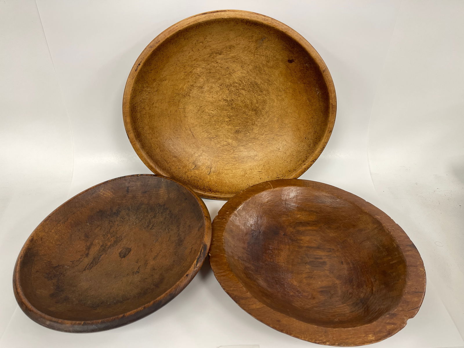 THREE WOODEN BOWLS (1 of 4)
