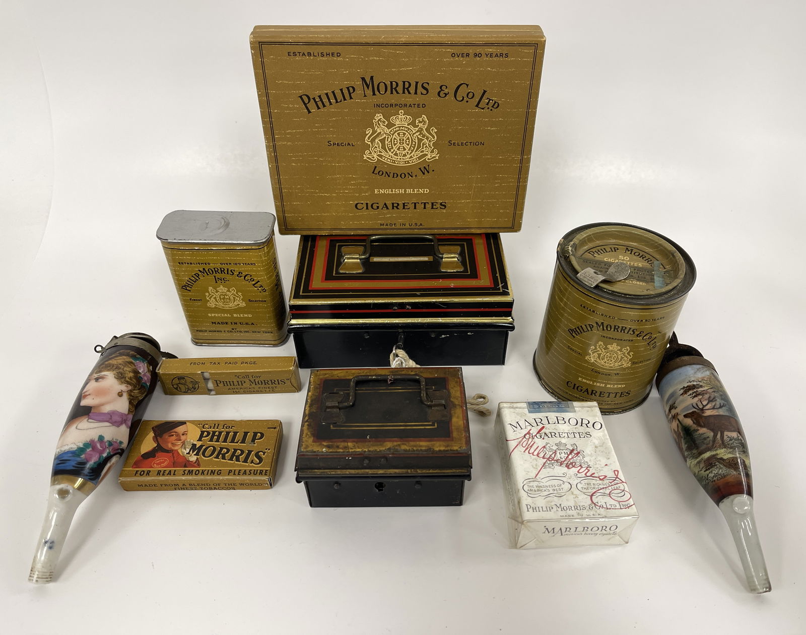 GROUPING OF TOBACCO, PIPE, ADVERTISING: GROUPING OF TOBACCO, PIPE, ADVERTISING