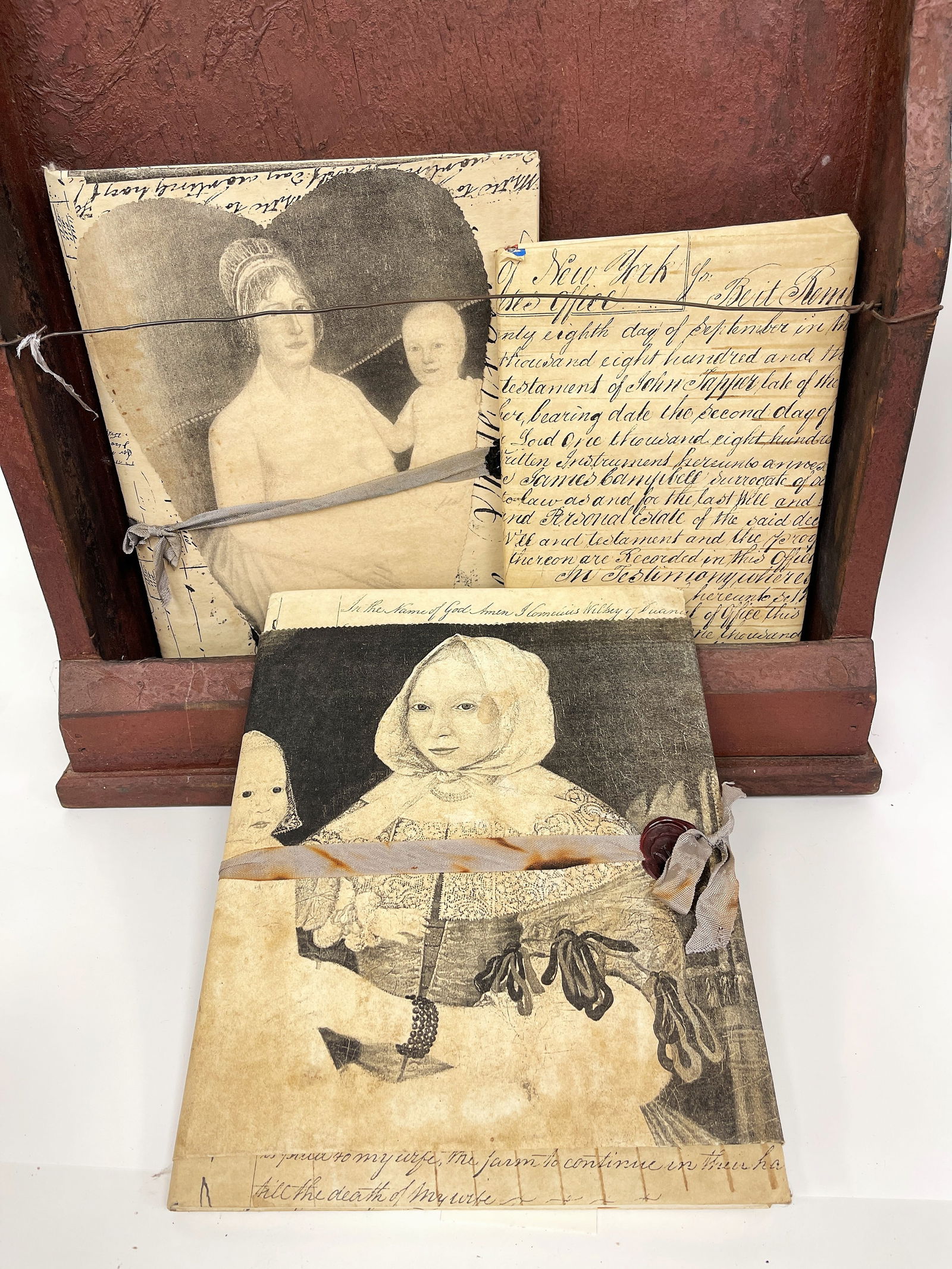 DECORATIVE WALL BOX WITH NOTEBOOKS - 4