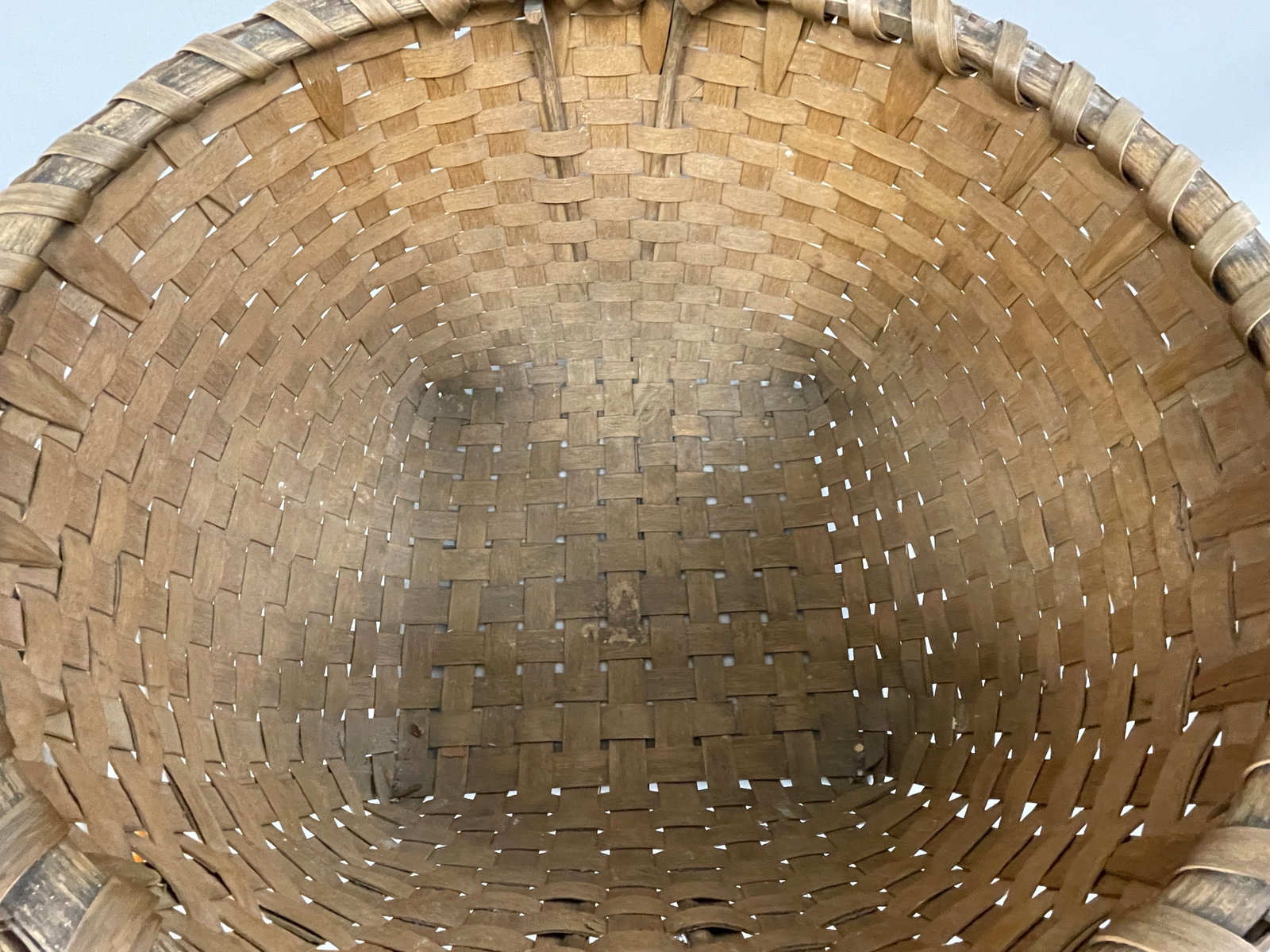 19TH C ROUND ASH SPLINT BASKET - 5