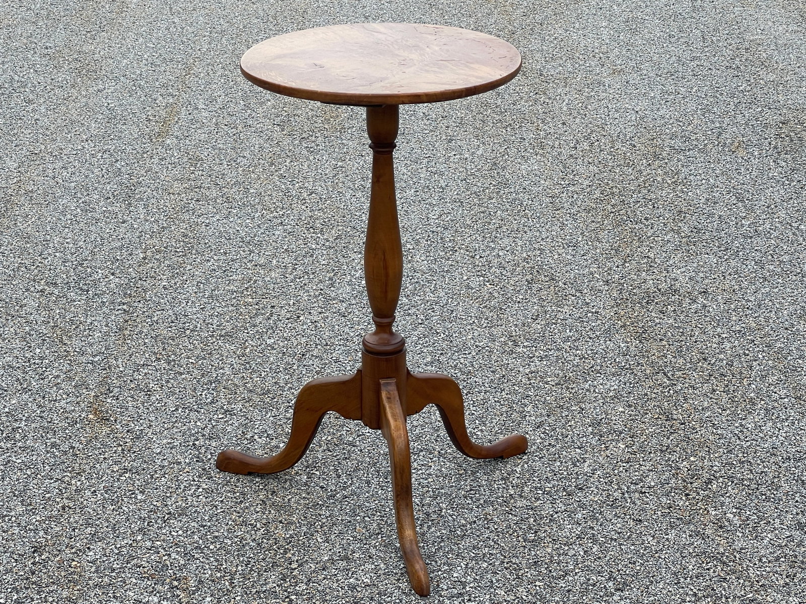 QUEEN ANNE CANDLE STAND WITH TIGER MAPLE CT: QUEEN ANNE CANDLE STAND WITH TIGER MAPLE CT 15.5" X 28"