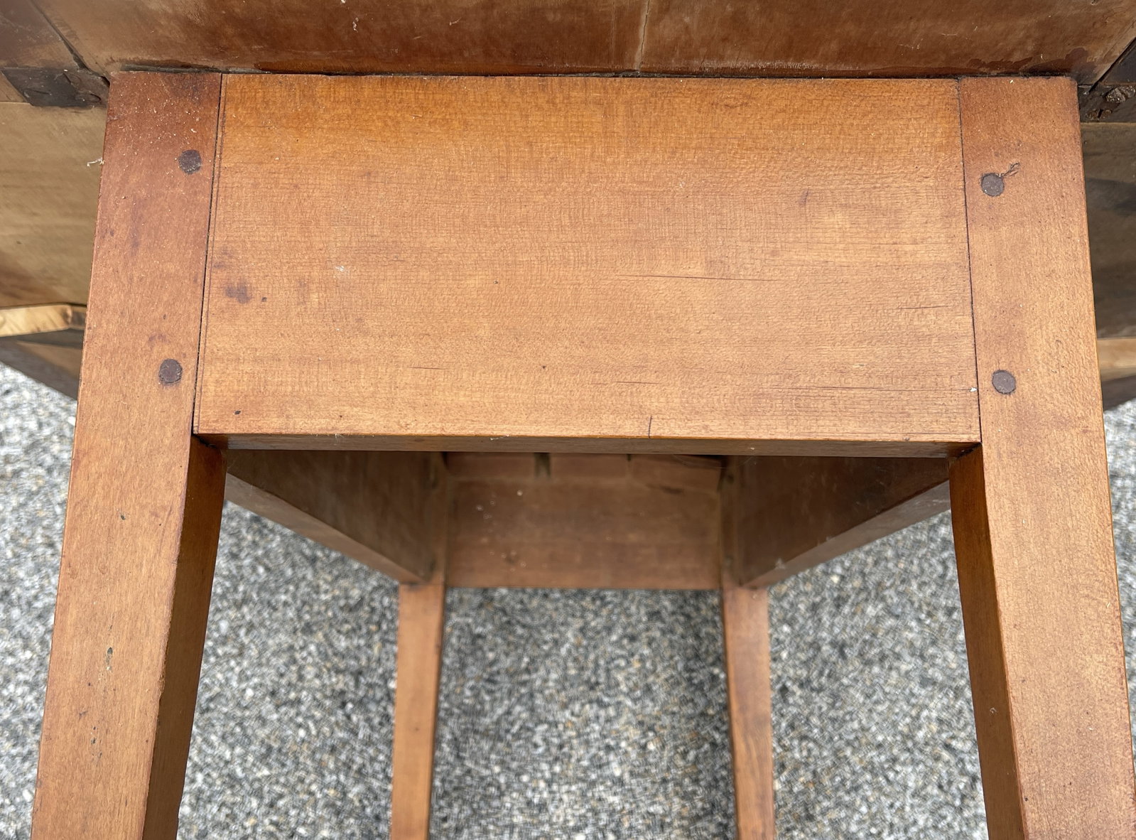 HEPPLEWHITE PERIOD DROP LEAF TABLE - 6