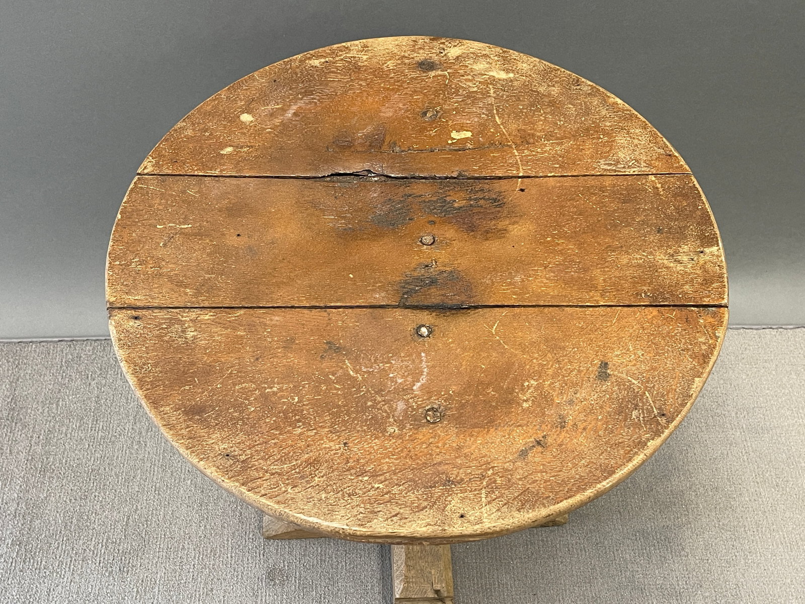 GOOD 17THC ORIGINAL X BASE SIDE TABLE - 3