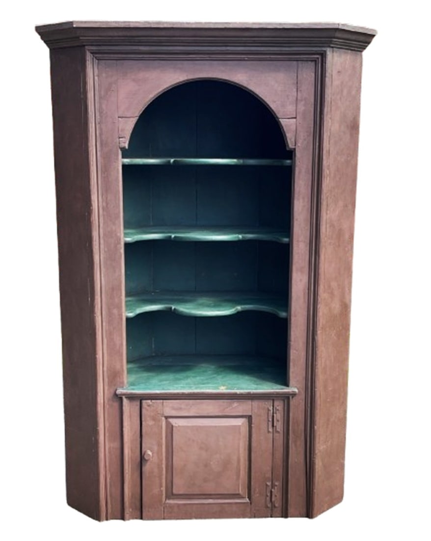 PAINTED ARCHED CORNER CUPBOARD (1 of 6)