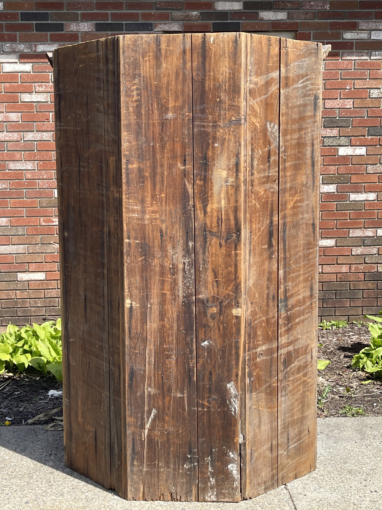PAINTED ARCHED CORNER CUPBOARD - 6