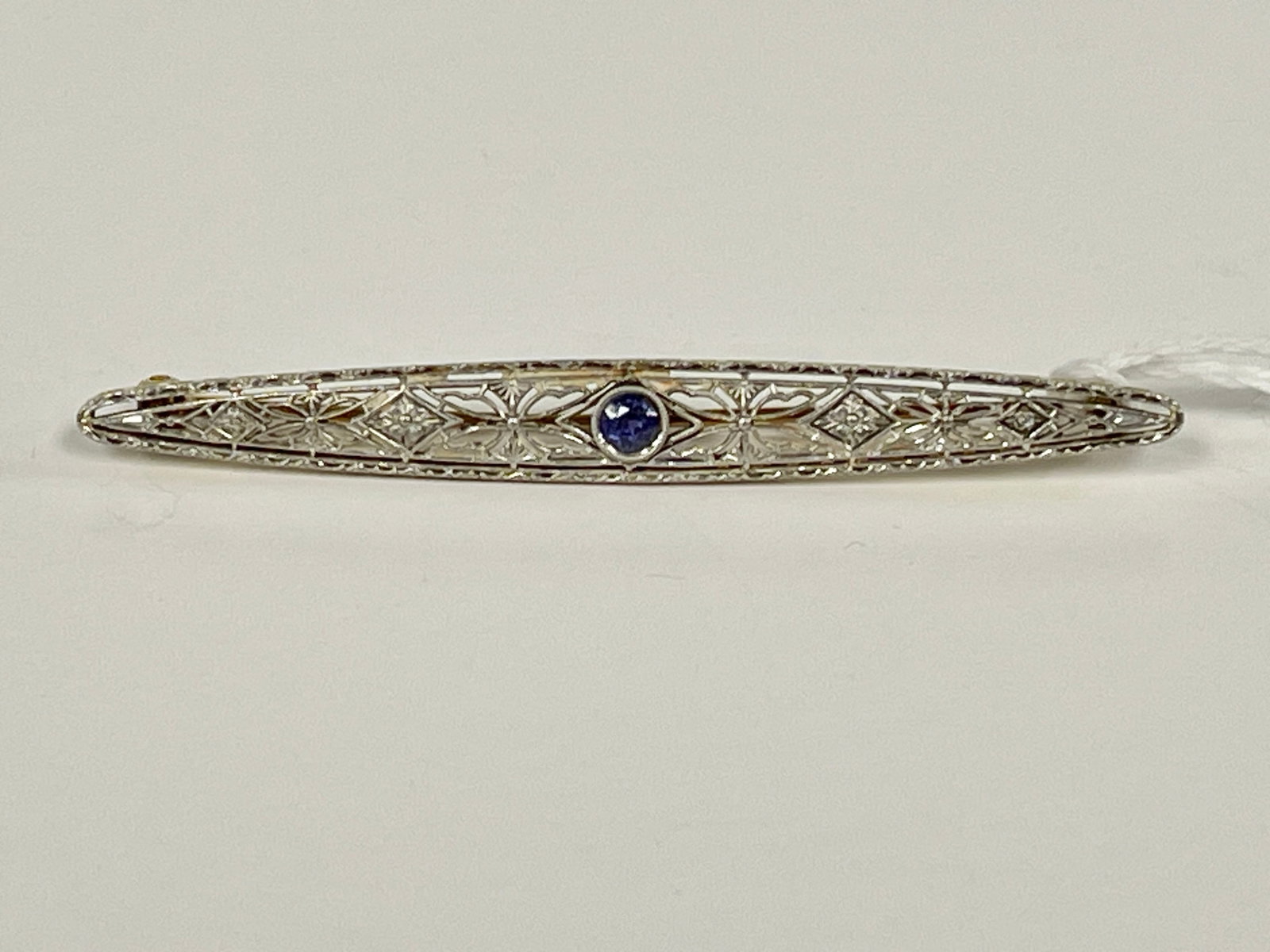 14K GOLD BAR PIN WITH SAPPHIRE MARKED 14K (1 of 3)