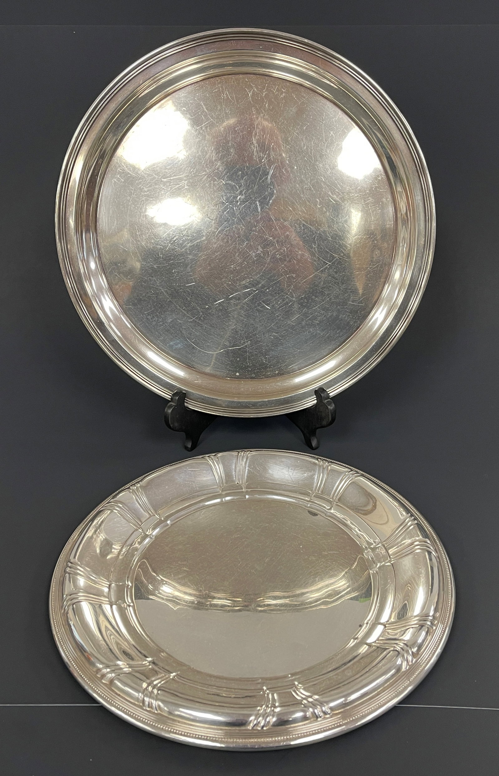 TWO STERLING SILVER TRAYS 11" , 12" (811 GRAMS) (1 of 6)