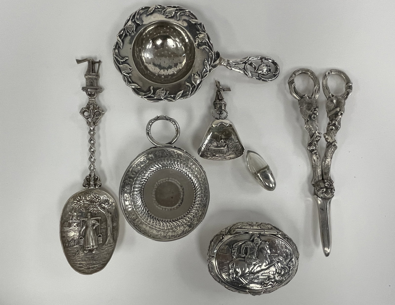 SILVER ITEM UNMARKED 800 SILVER: SILVER ITEM UNMARKED 800 SILVER