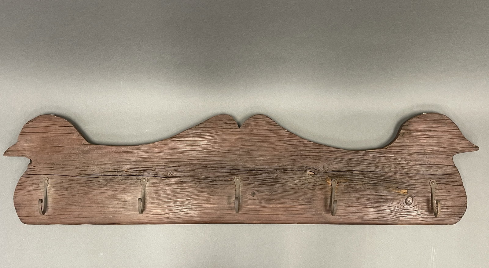 HANGING GAMEBOARD W/5 BLACKSMITHED FORGED HOOKS: LONG DECORATIVE HANGING GAMEBOARD W/5 BLACKSMITHED FORGED HOOKS