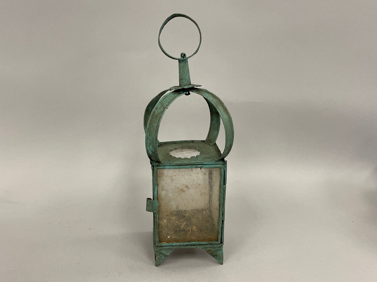 FABULOUS MINIATURE TIN LANTERN IN BLUE (1 of 5)