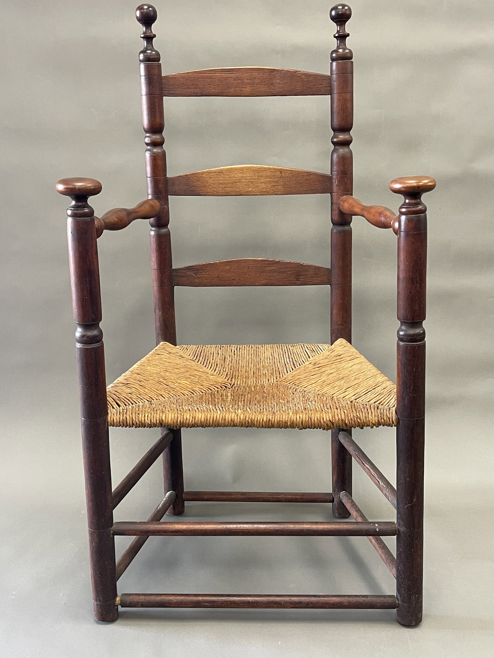 FINE PILGRIM CENTURY LADDERBACK ARMCHAIR , MA C.1690 (1 of 4)