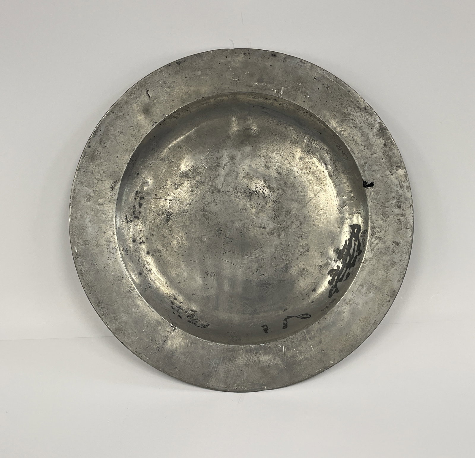 HUGE 18" PEWTER CHARGER ENGLISH C.1680-1700 (1 of 4)