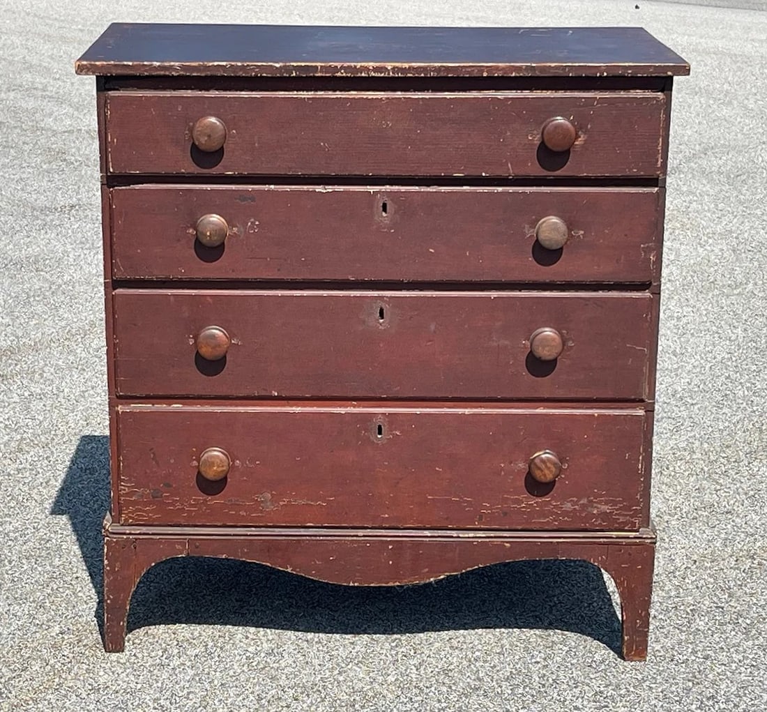 18TH C RED PAINTED 4 DRAWER CHEST (1 of 5)