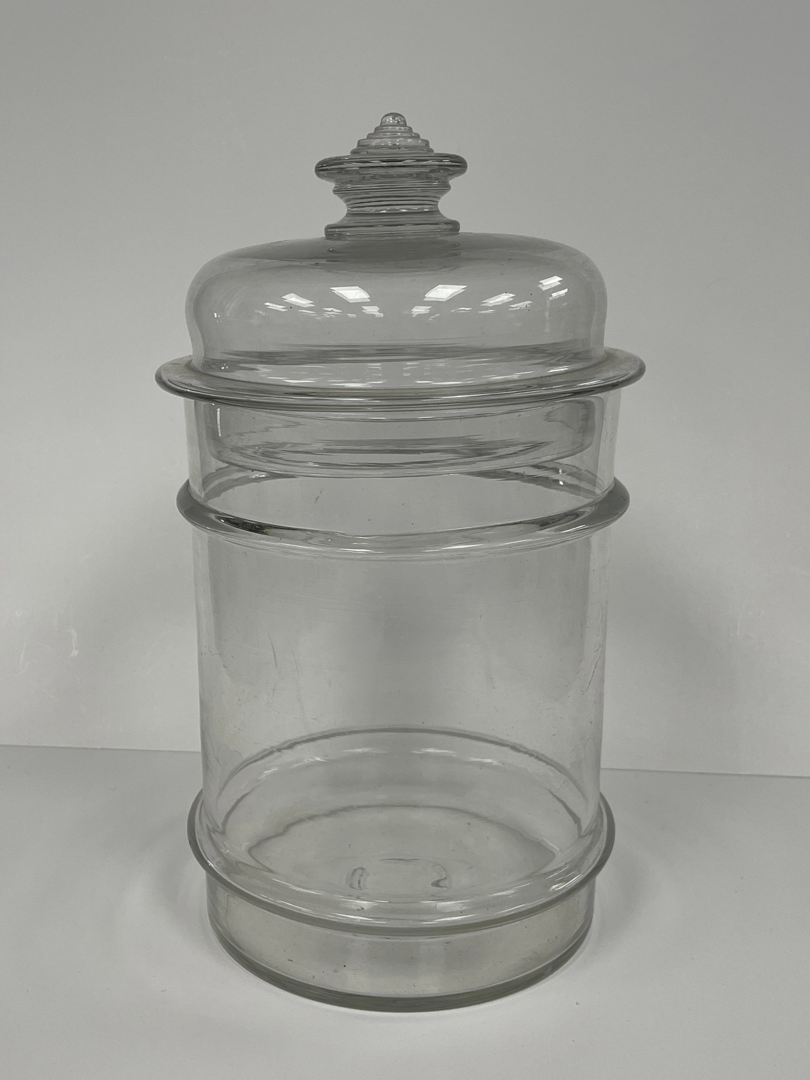 BLOWN CLEAR GLASS STORAGE JAR W/ COVER: BLOWN CLEAR GLASS STORAGE JAR W/ COVER