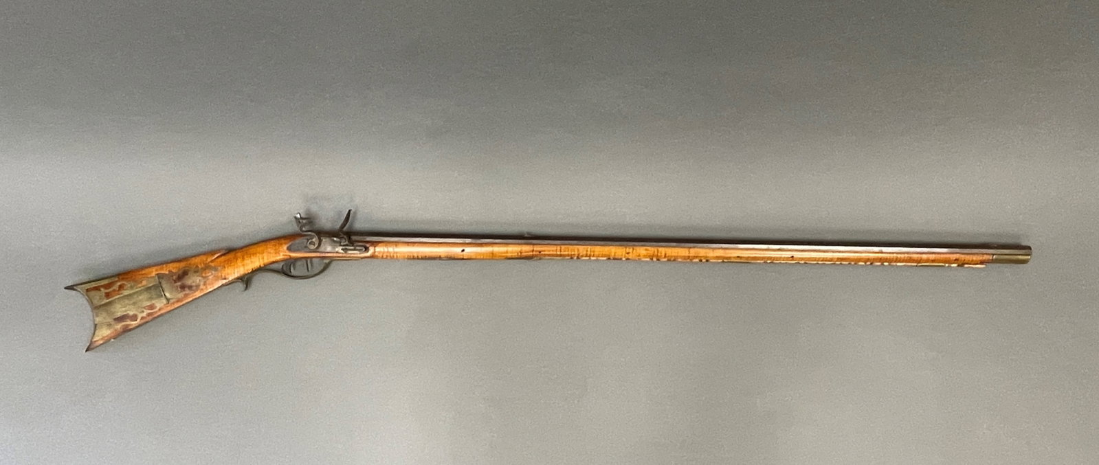 MIDWESTERN RIFLE W GREAT BRASS WORK & TIGER STOCK IN ORIGINAL FLINT: MIDWESTERN RIFLE W GREAT BRASS WORK & TIGER STOCK IN ORIGINAL FLINT