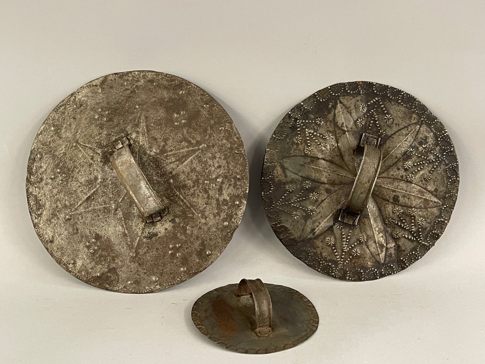 TIN DECORATED POT LIDS: TIN DECORATED POT LIDS 5" , 10" , 9"