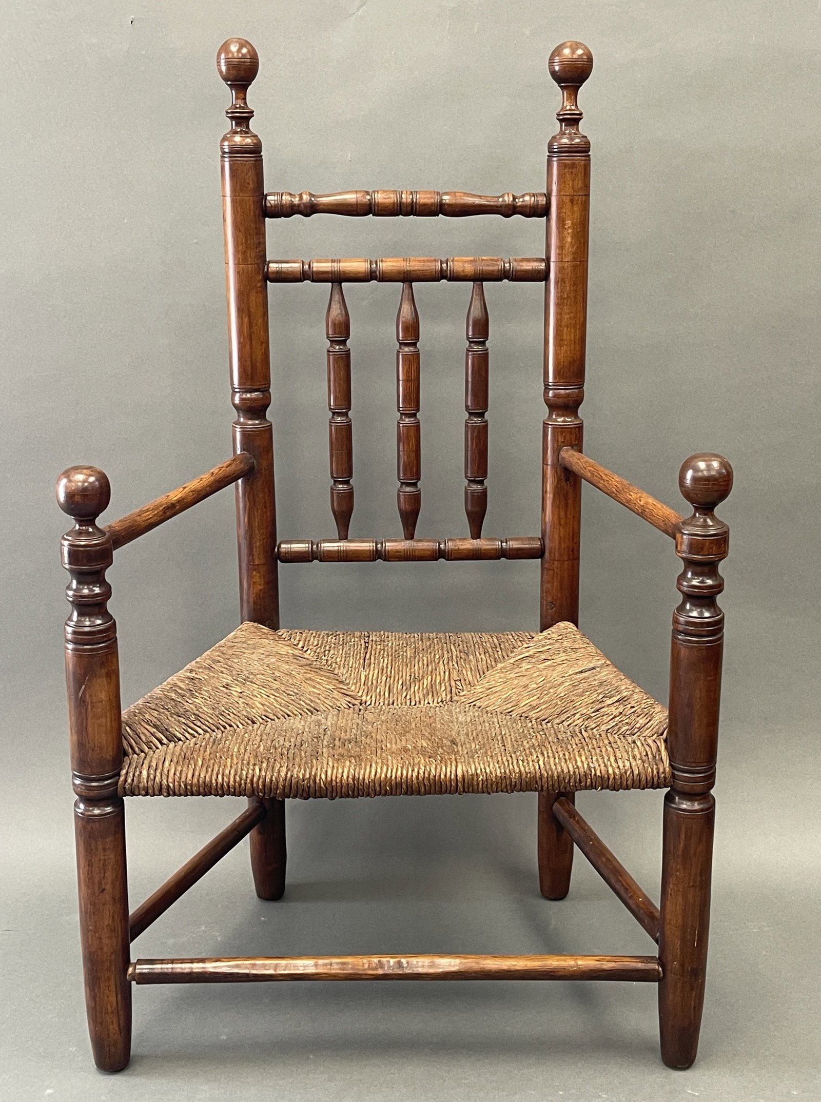RARE 17THC AMERICAN PILGRIM PERIOD CARVED ARMCHAIR: RARE 17THC AMERICAN PILGRIM PERIOD CARVED ARMCHAIR,EASTERN MA C.1660-1680 42" x 25" x 15.5"S