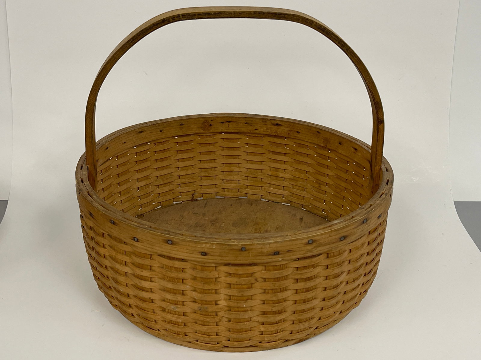 1900 BEN HIGGINS FIXED HANDLED PIE BASKETS: 1900 BEN HIGGINS FIXED HANDLED PIE BASKETS ATTRIBUTED TO BEN HIGGINS CHESTERFIELD MA