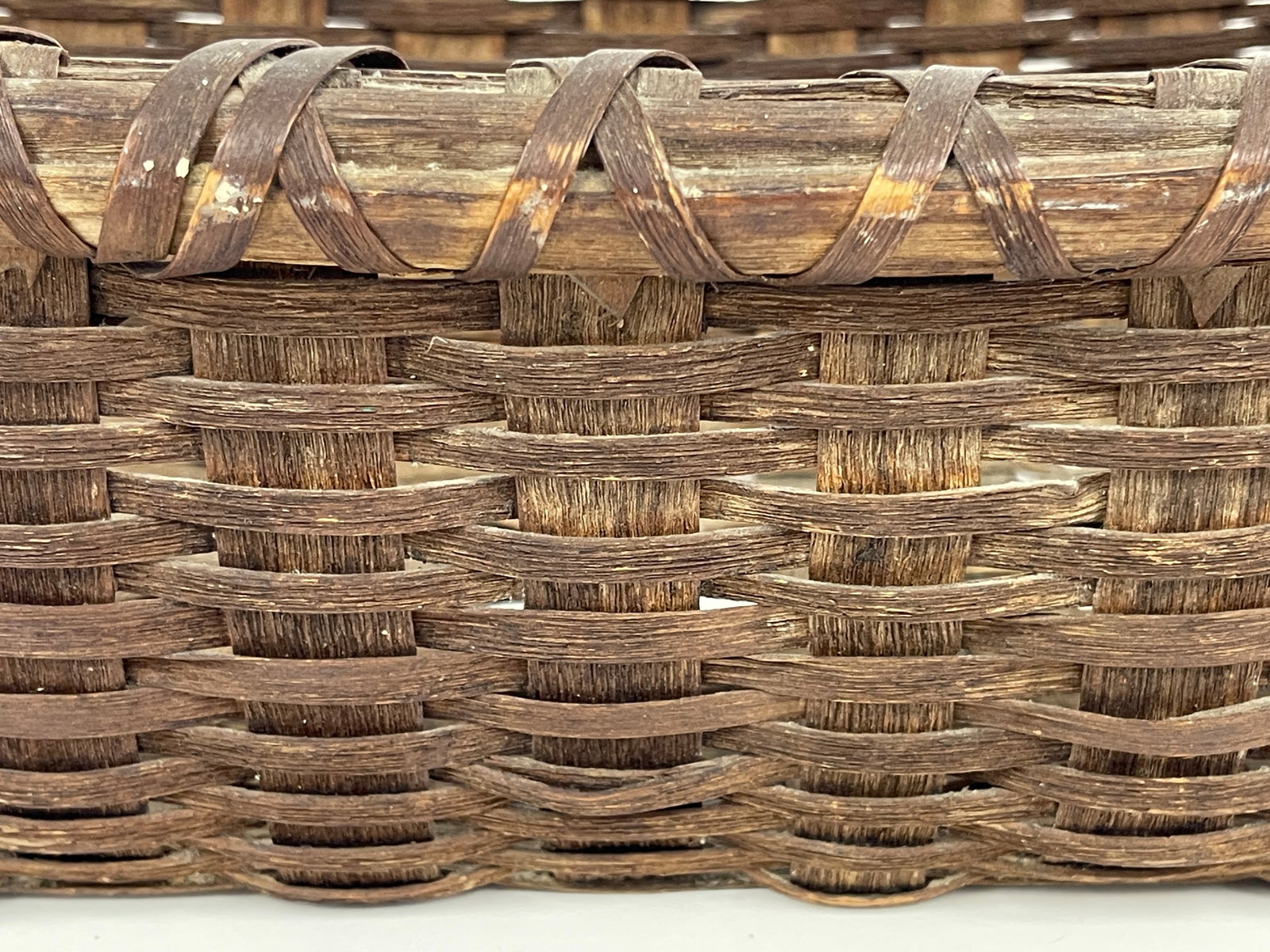 19TH C SHAKER RECTANGULAR UTILITY BASKET - 3