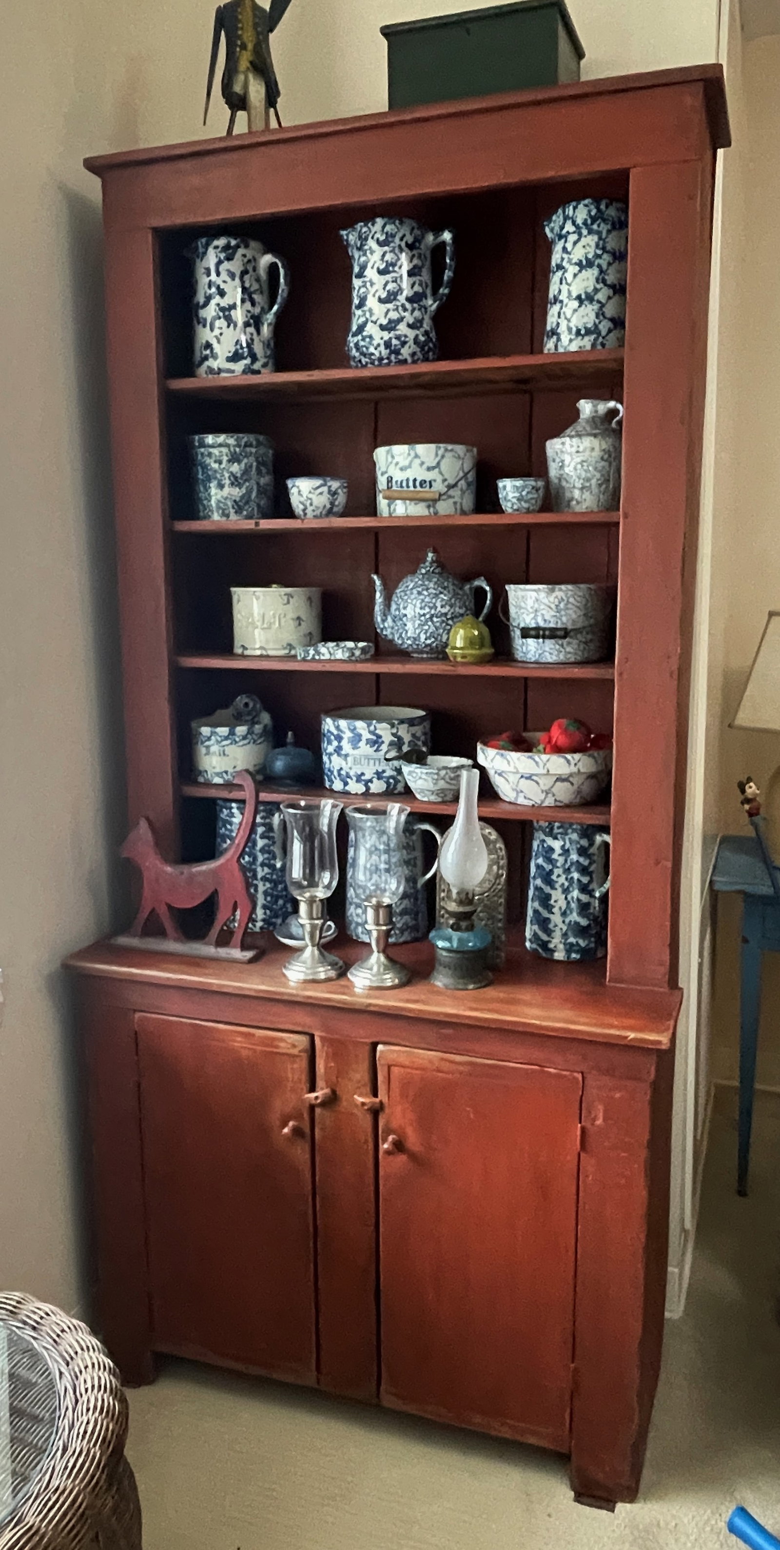 RED STEPBACK CUPBOARD - 9