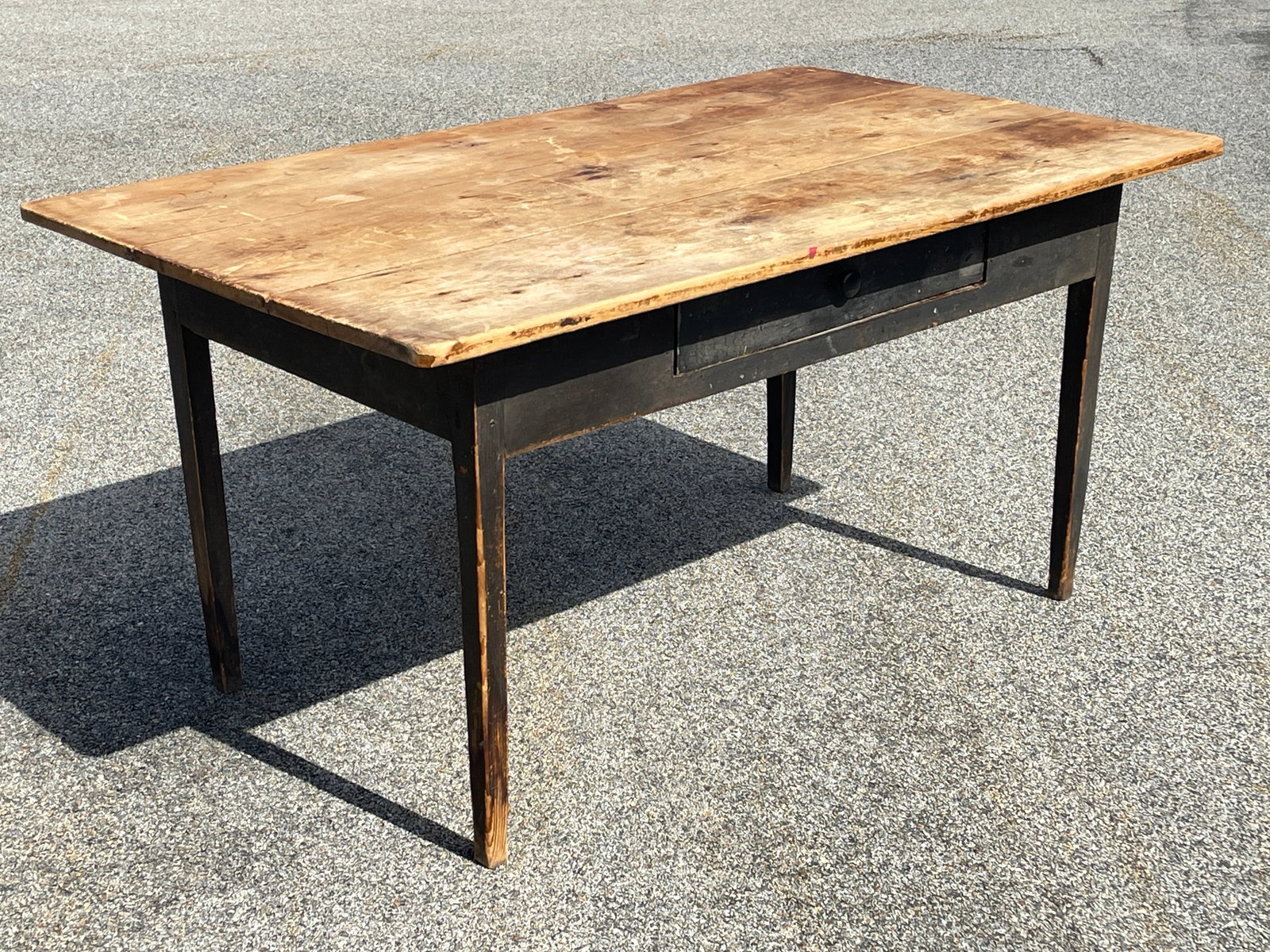 HARVEST TABLE - 2