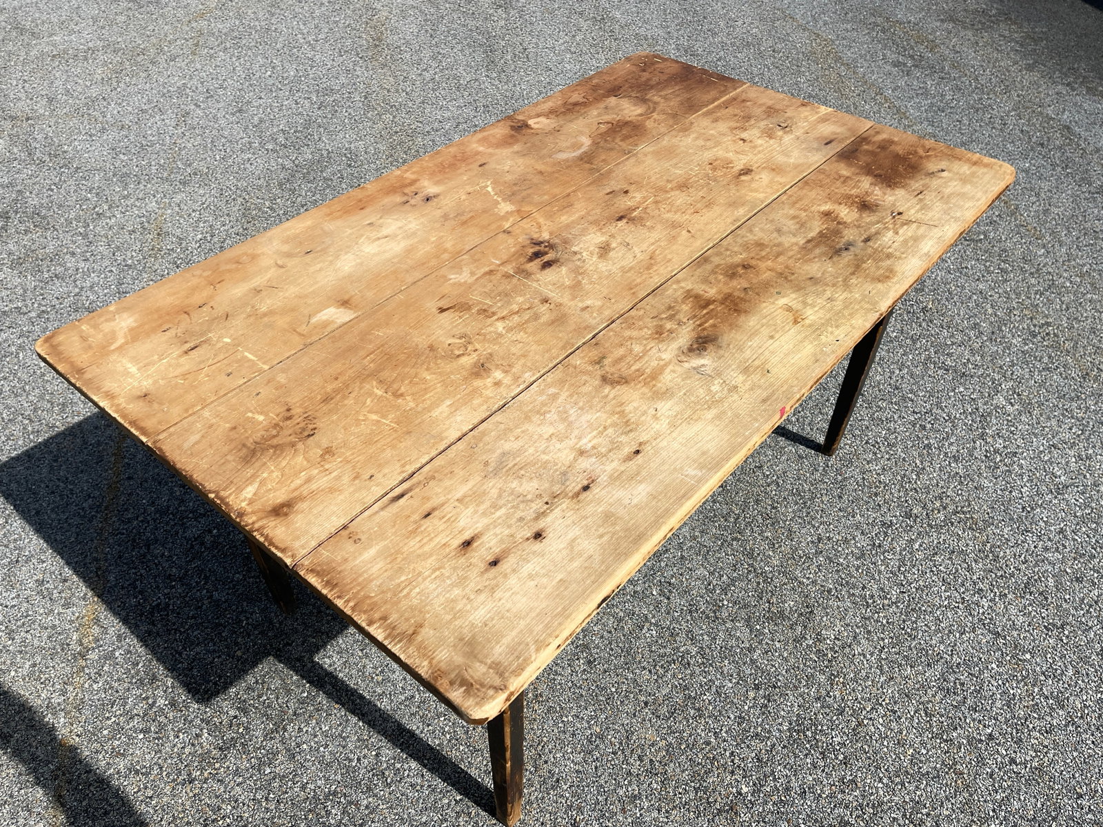 HARVEST TABLE - 3