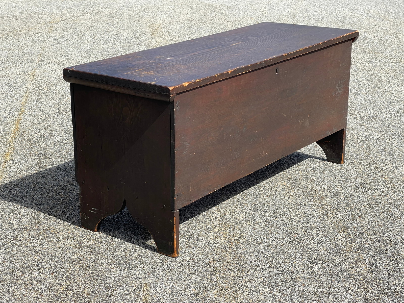 SIX BOARD BLANKET CHEST (1 of 4)