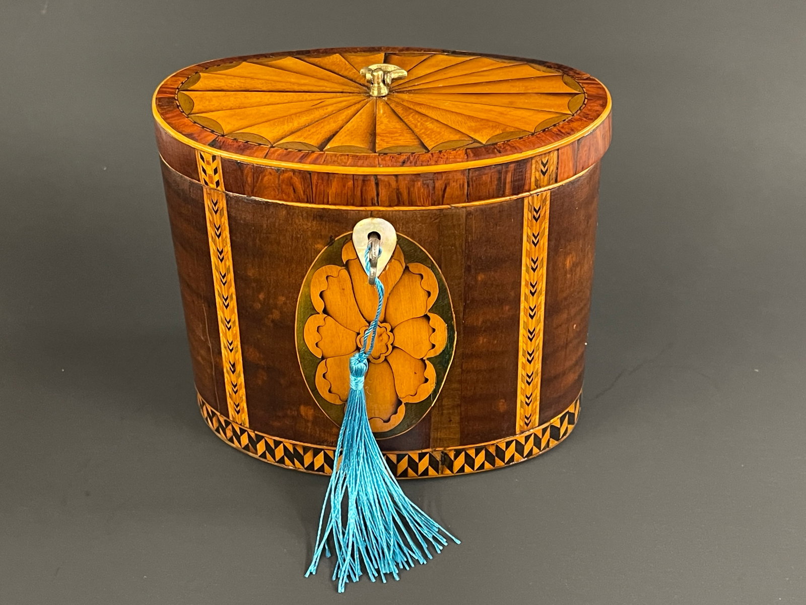 EARLY 19TH C OVAL TEA CADDY - 2