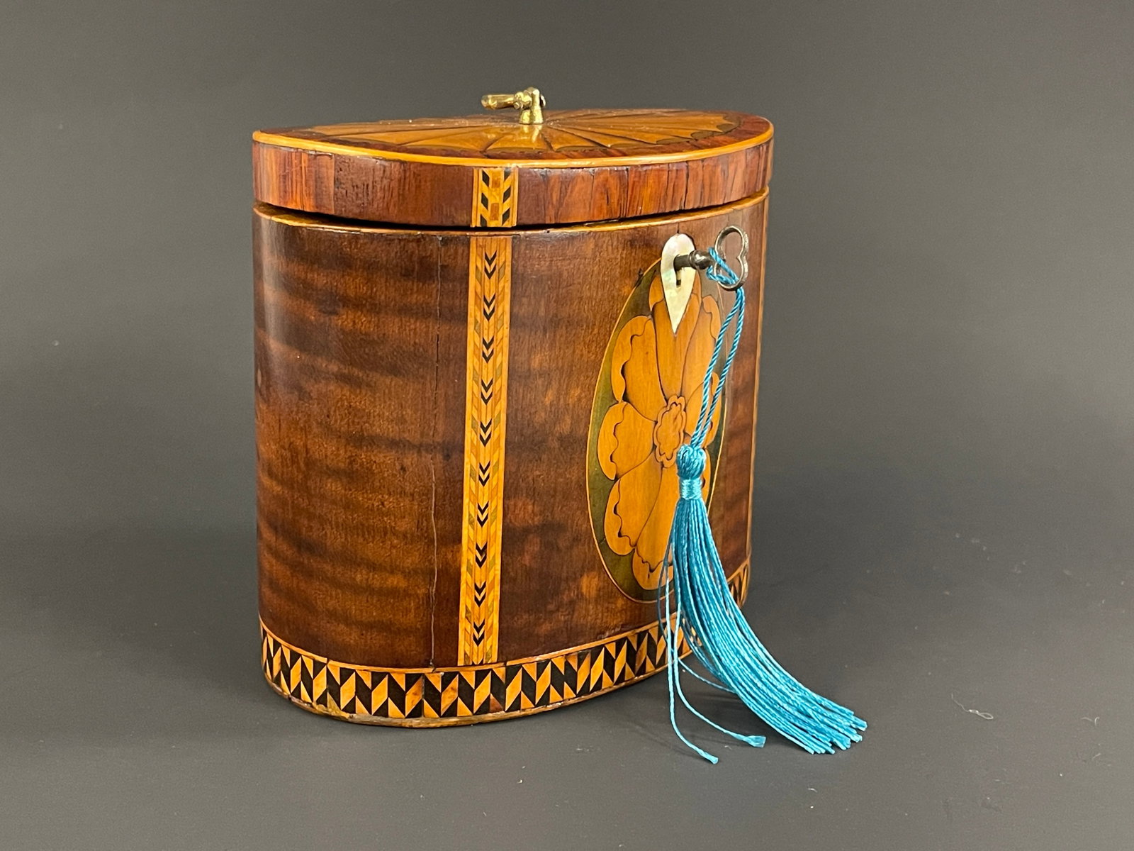 EARLY 19TH C OVAL TEA CADDY - 4