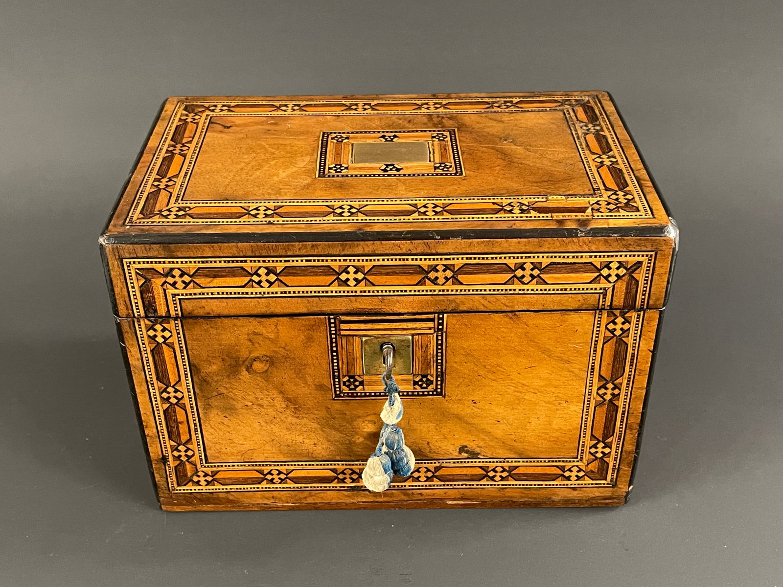 19TH C WALNUT TUNBRIDGE WARE TEA CADDY - 2