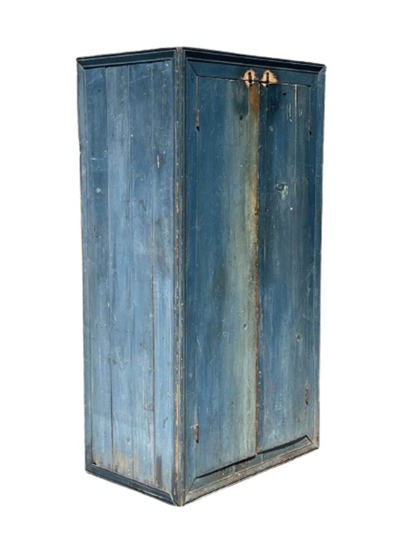 19TH C BLUE PAINTED TWO DOOR CUPBOARD: 19TH C BLUE PAINTED TWO DOOR CUPBOARD, SPLIT FRONT DOORS, ORIGINAL PAINT, INTERIOR SHELVES 38 X 22 X 69
