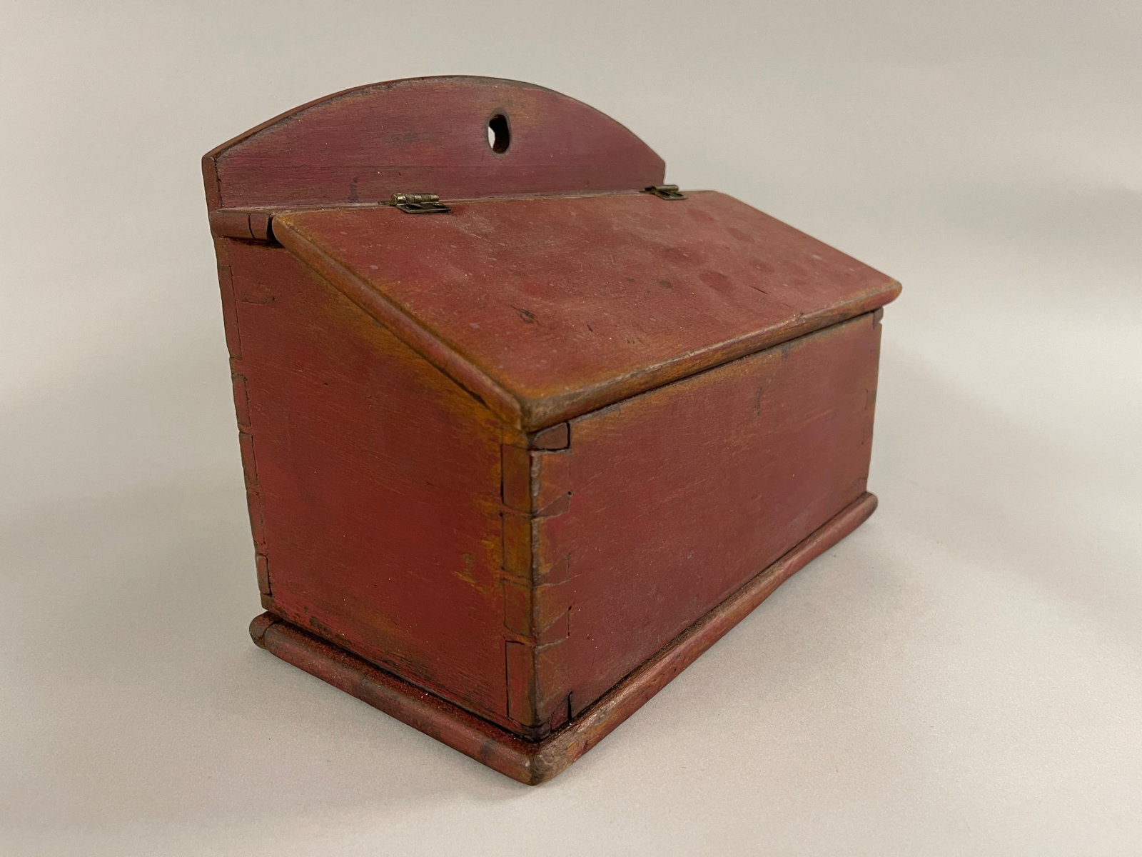 RED WALL BOX - 2