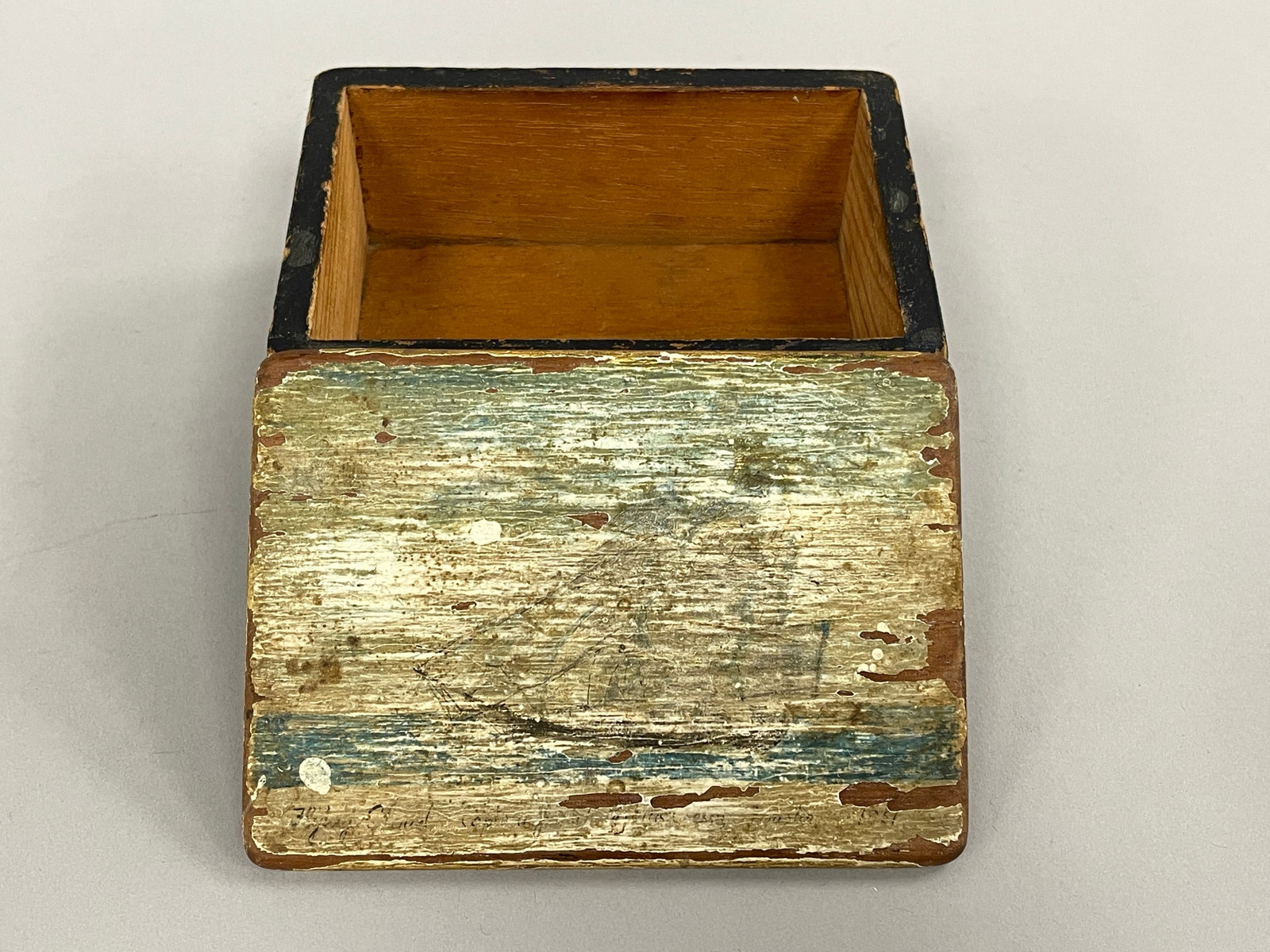 IMPORTANT KEEPSAKE BOX SIGNED BY CAPTAIN CREESY - 3