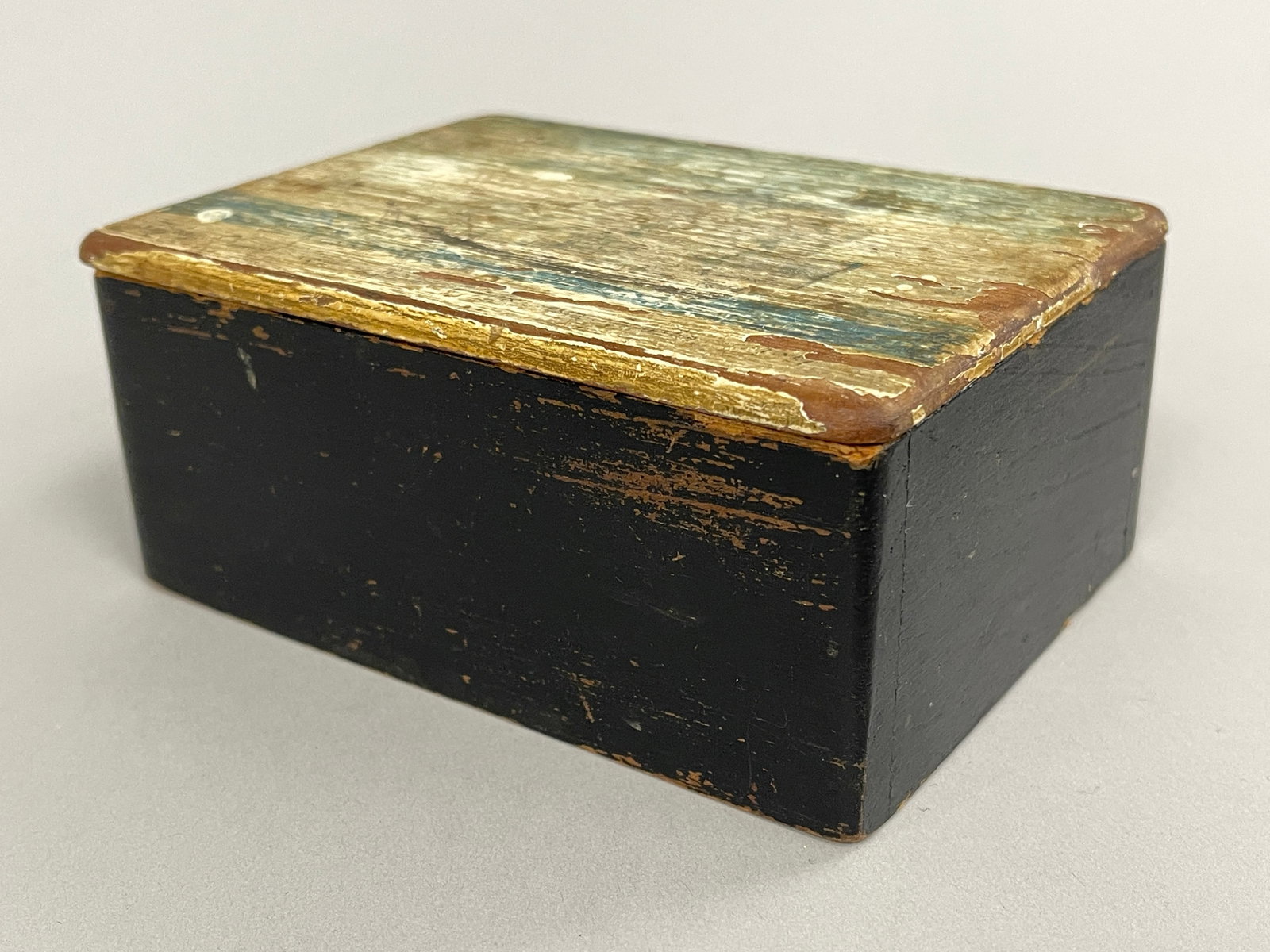 IMPORTANT KEEPSAKE BOX SIGNED BY CAPTAIN CREESY - 6