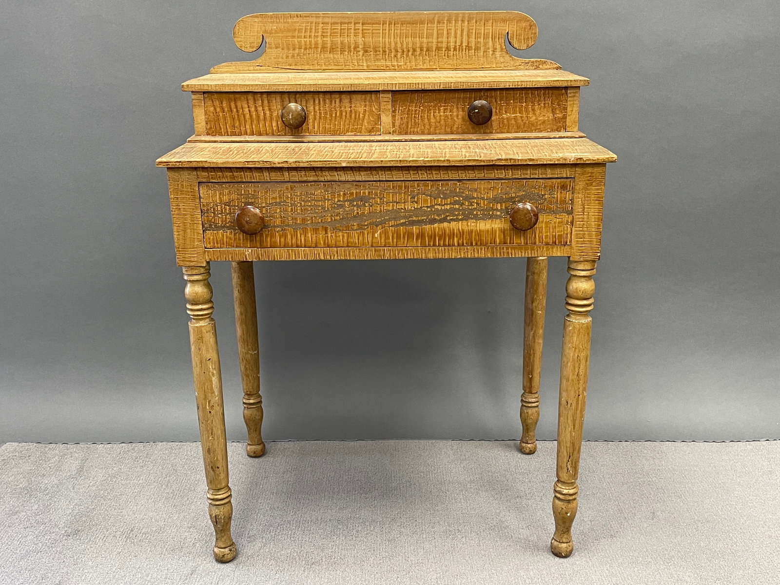 GRAIN PAINTED 3 DRAWER DRESSING TABLE (1 of 7)