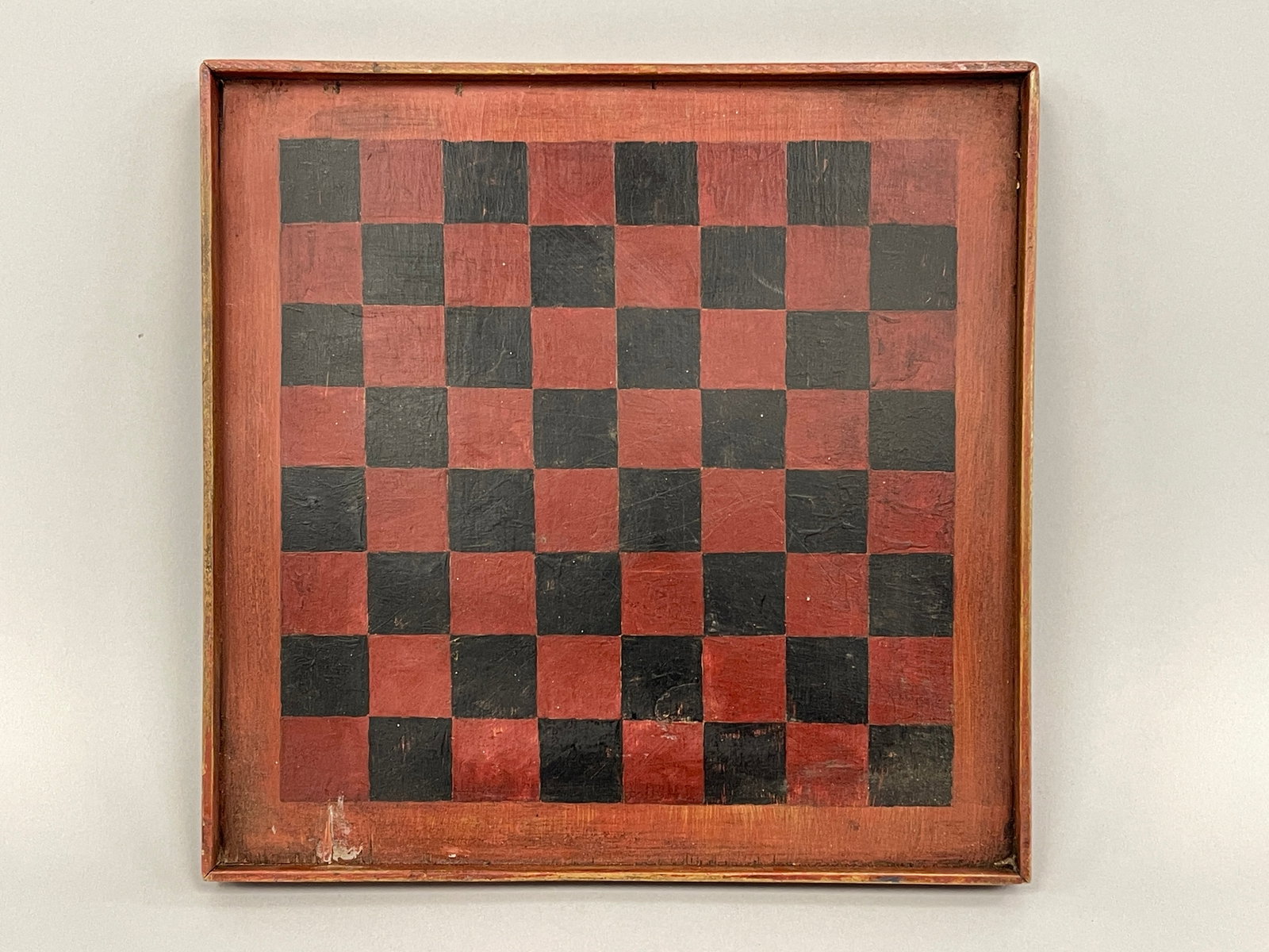 RED & BLACK PAINTED AMERICAN WOODEN GAME BOARD (1 of 3)