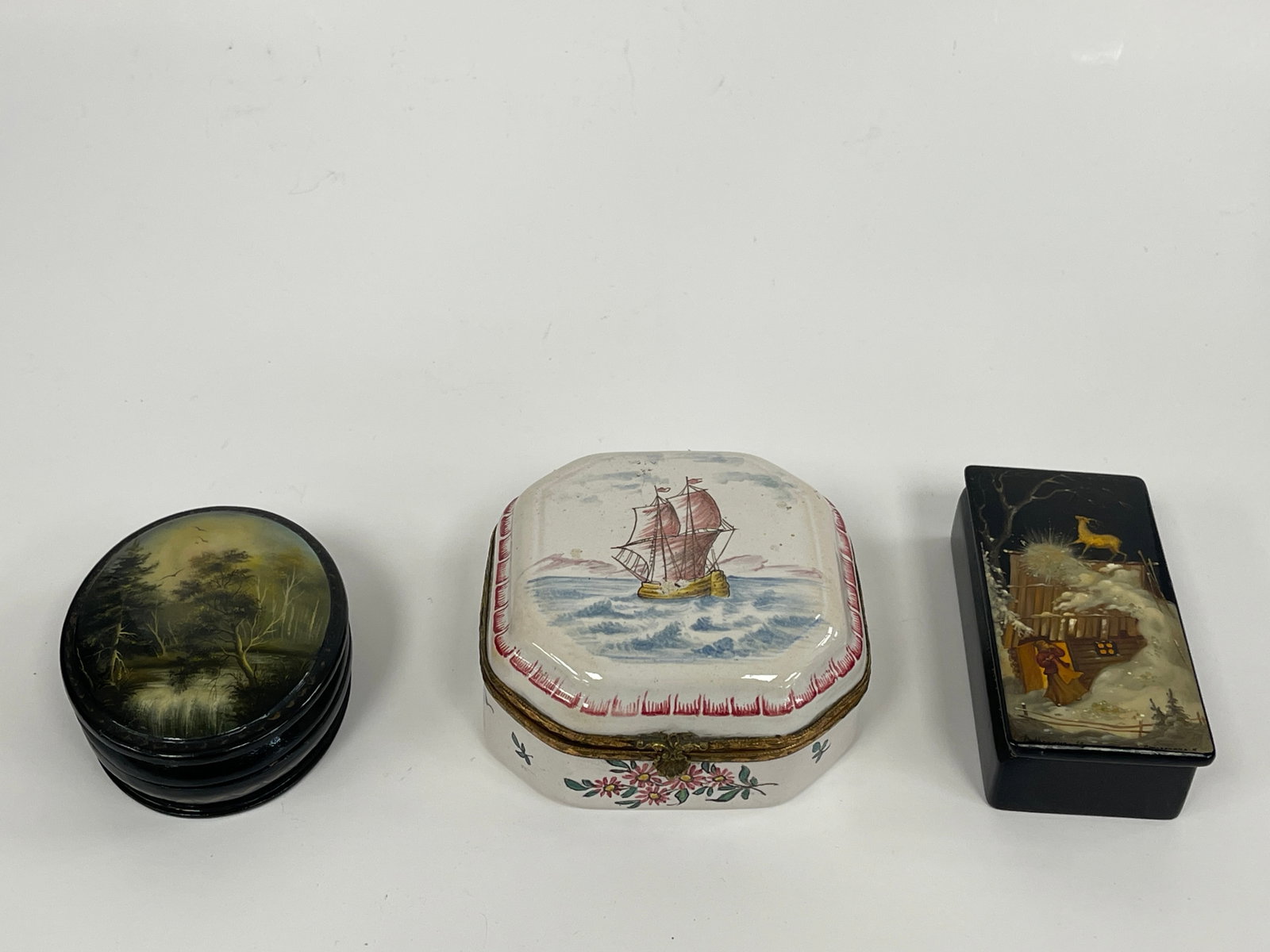 EARLY FRENCH FAIENCE DRESSER BOX (1 of 4)
