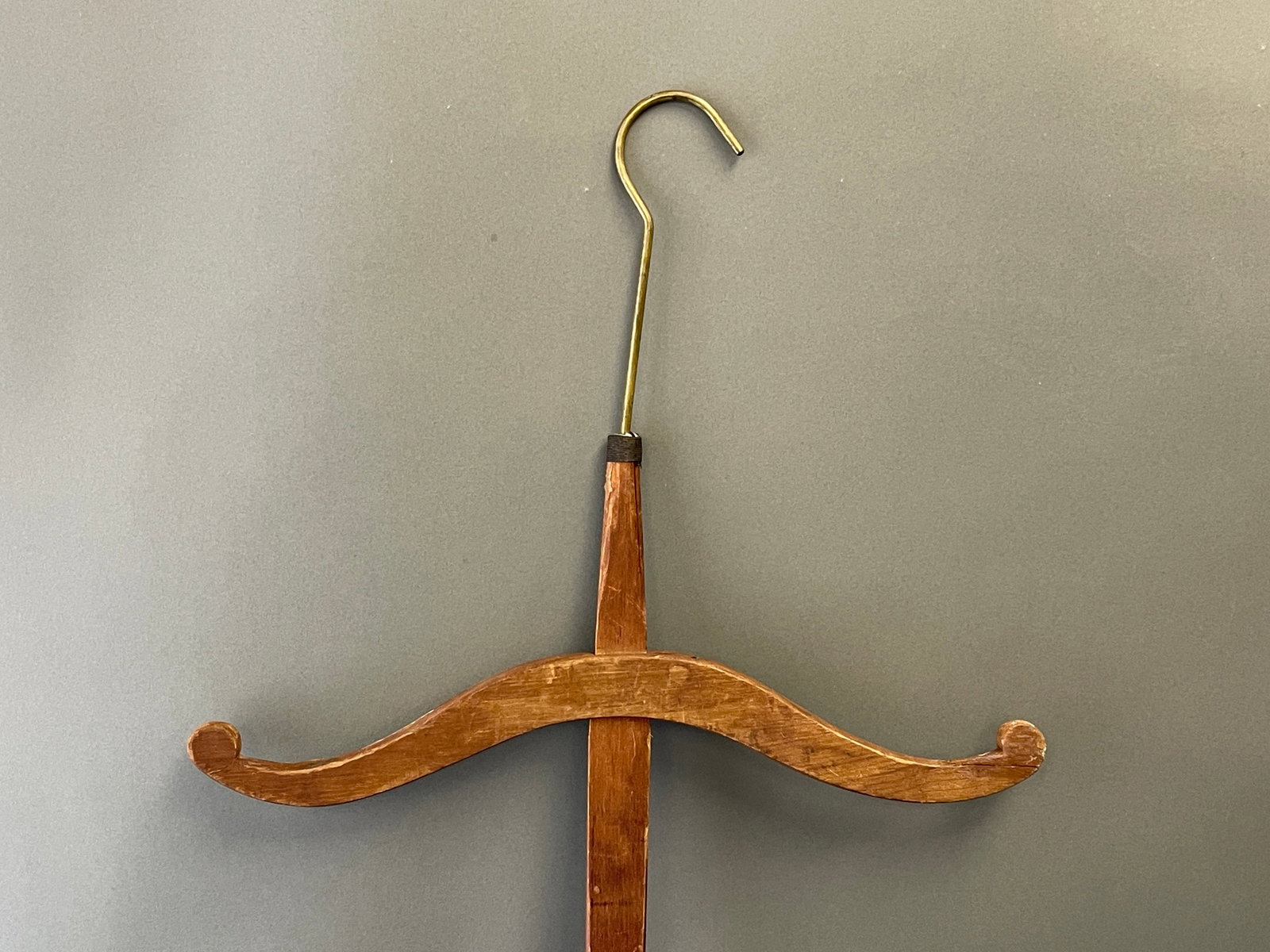 19TH C SHAKER CLOAK HOOK - 2