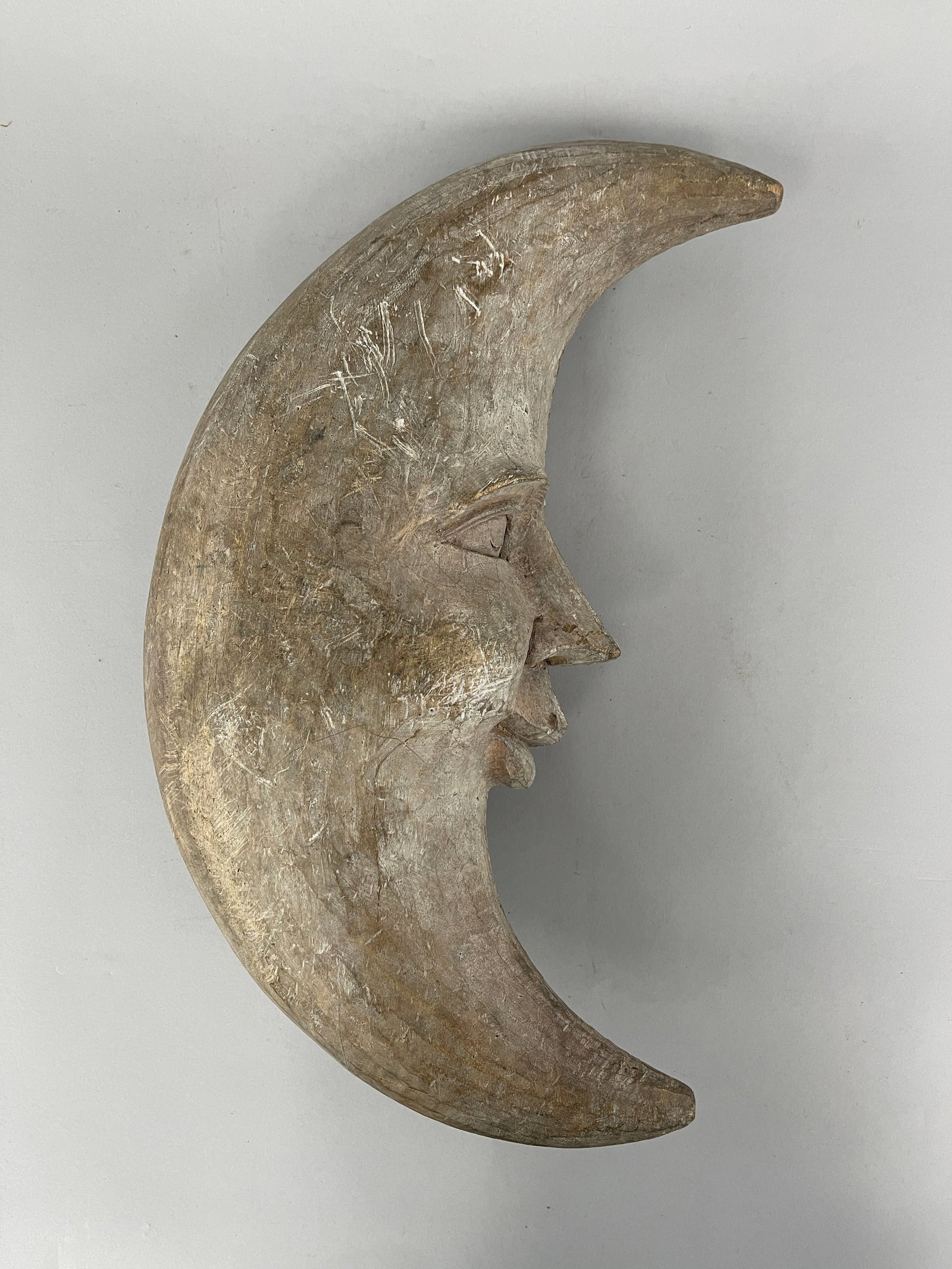 FOLK ART CARVED AND PAINTED HALF MOON (1 of 6)