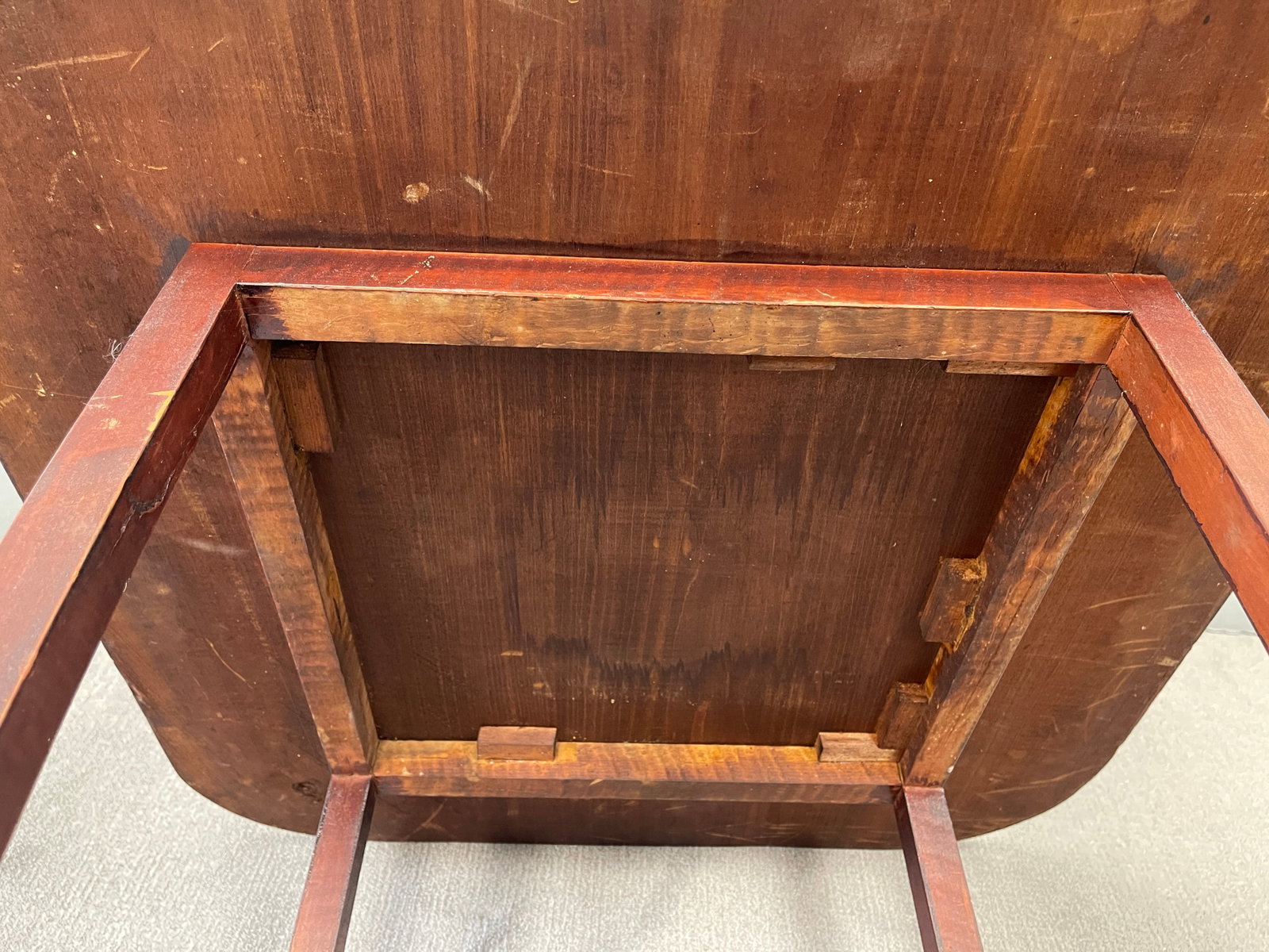 TIGER MAPLE STAND - 8