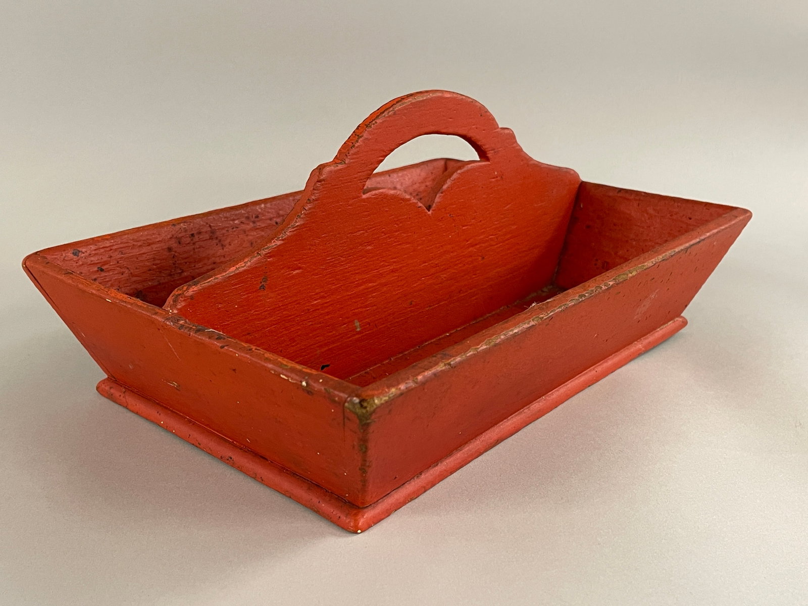 PAINTED CUTLERY TRAY: PAINTED CUTLERY TRAY