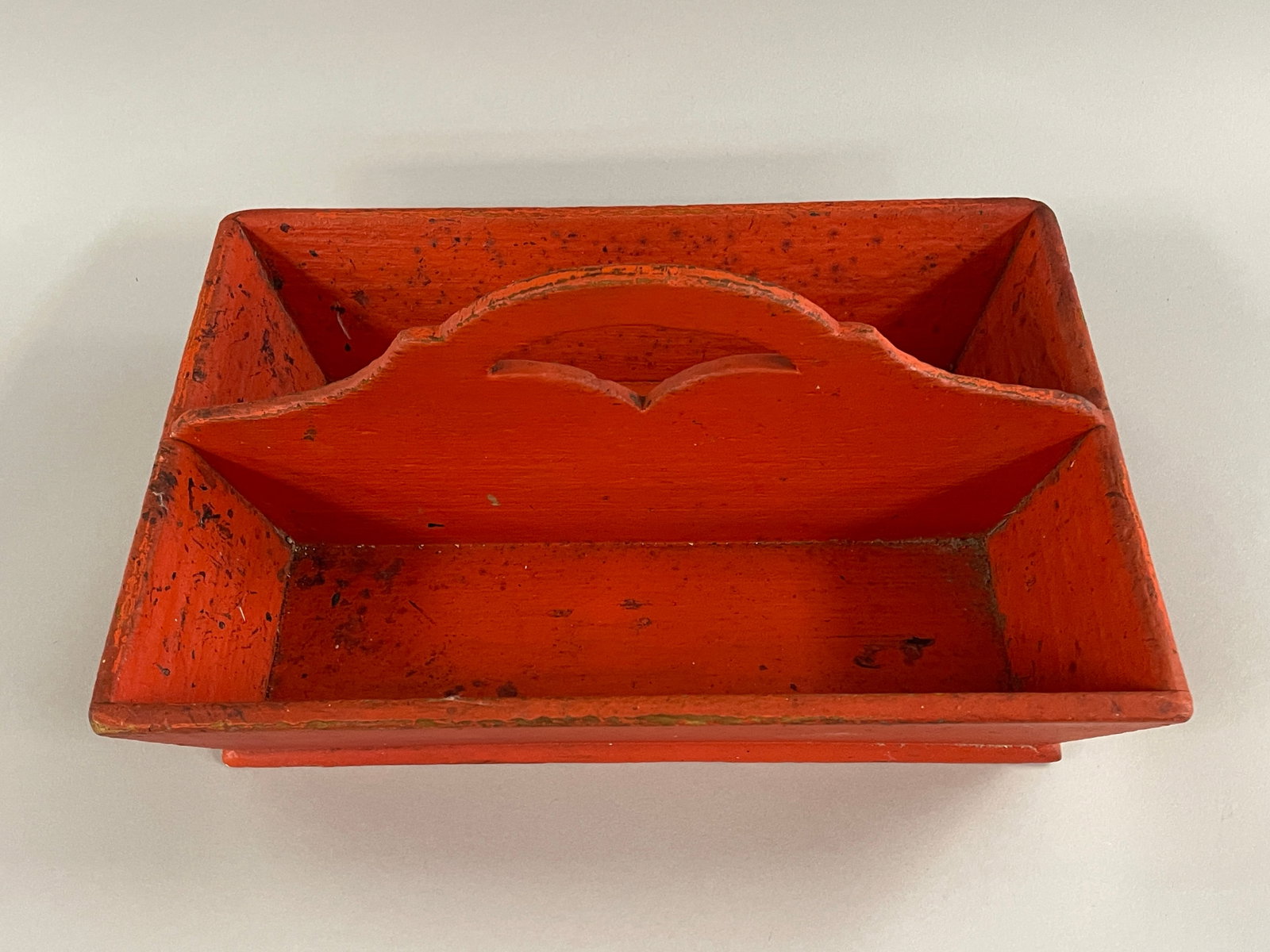 PAINTED CUTLERY TRAY - 3