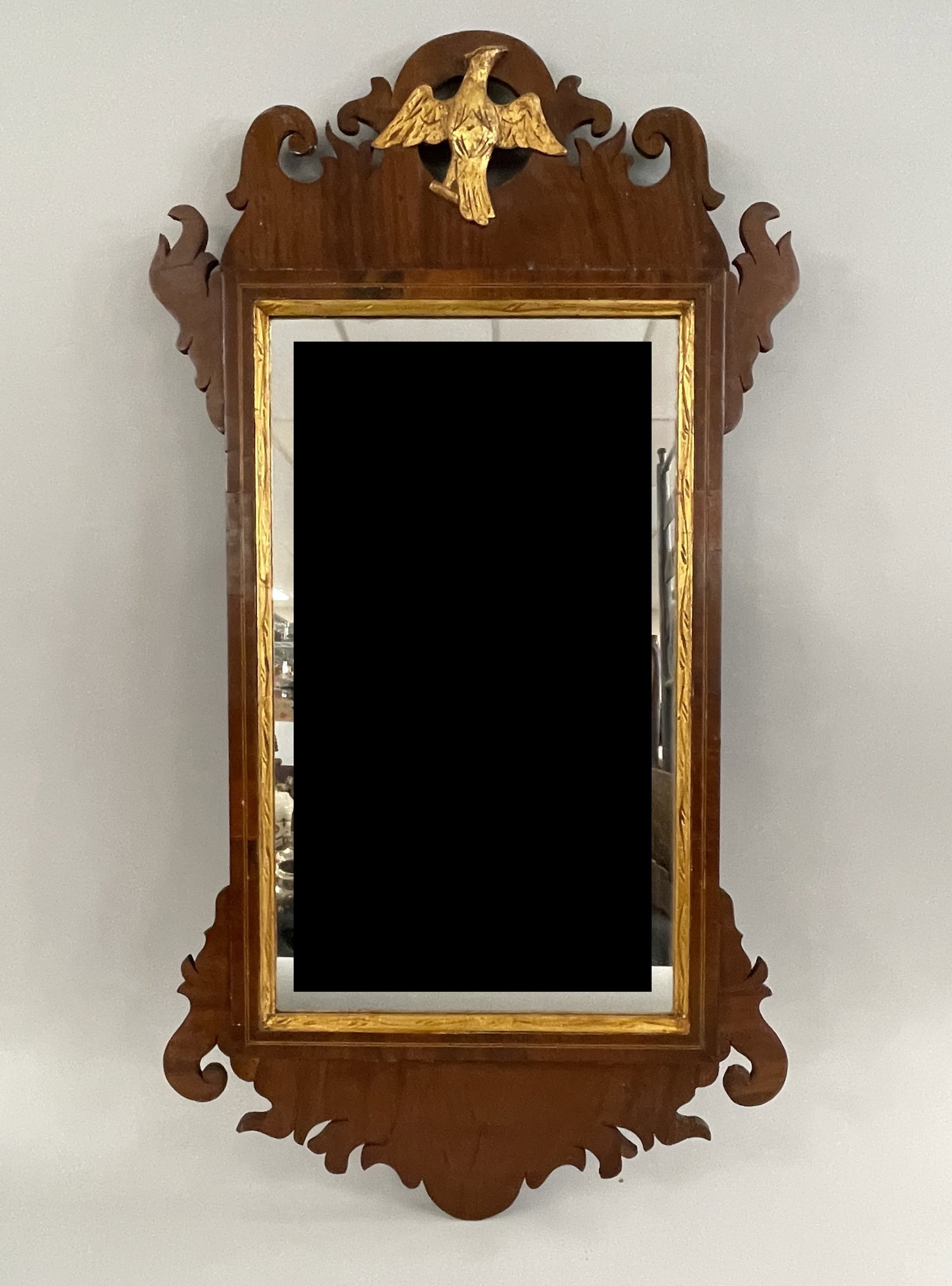 CHIPPENDALE MIRROR WITH EAGLE: CHIPPENDALE MIRROR WITH EAGLE 22" X 40"